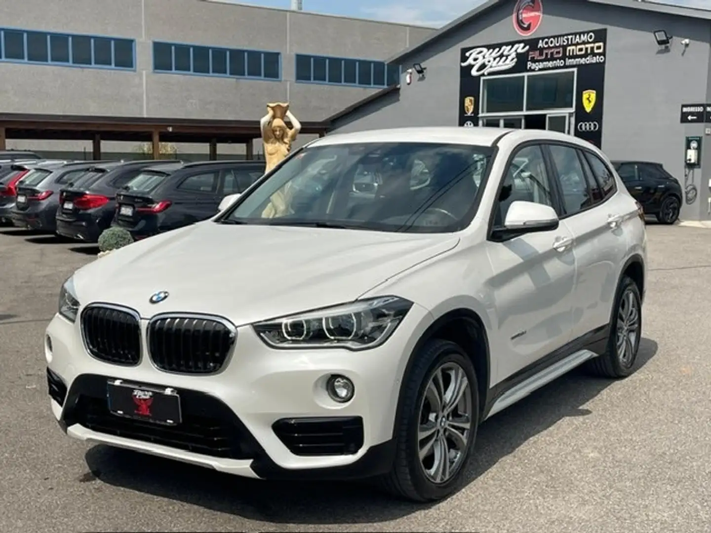 BMW X1 xDrive18d Sport White - 1