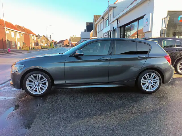 BMW 120 F20