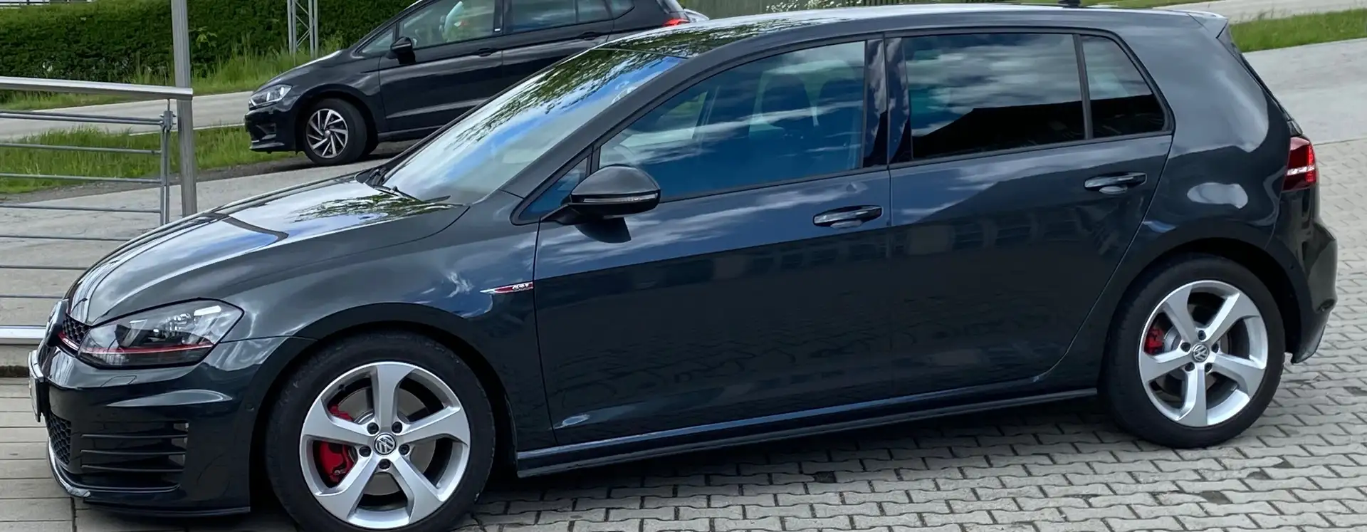 Volkswagen Golf GTI Golf VII 5-Türer BlueMotion Technology DSG Grau - 2