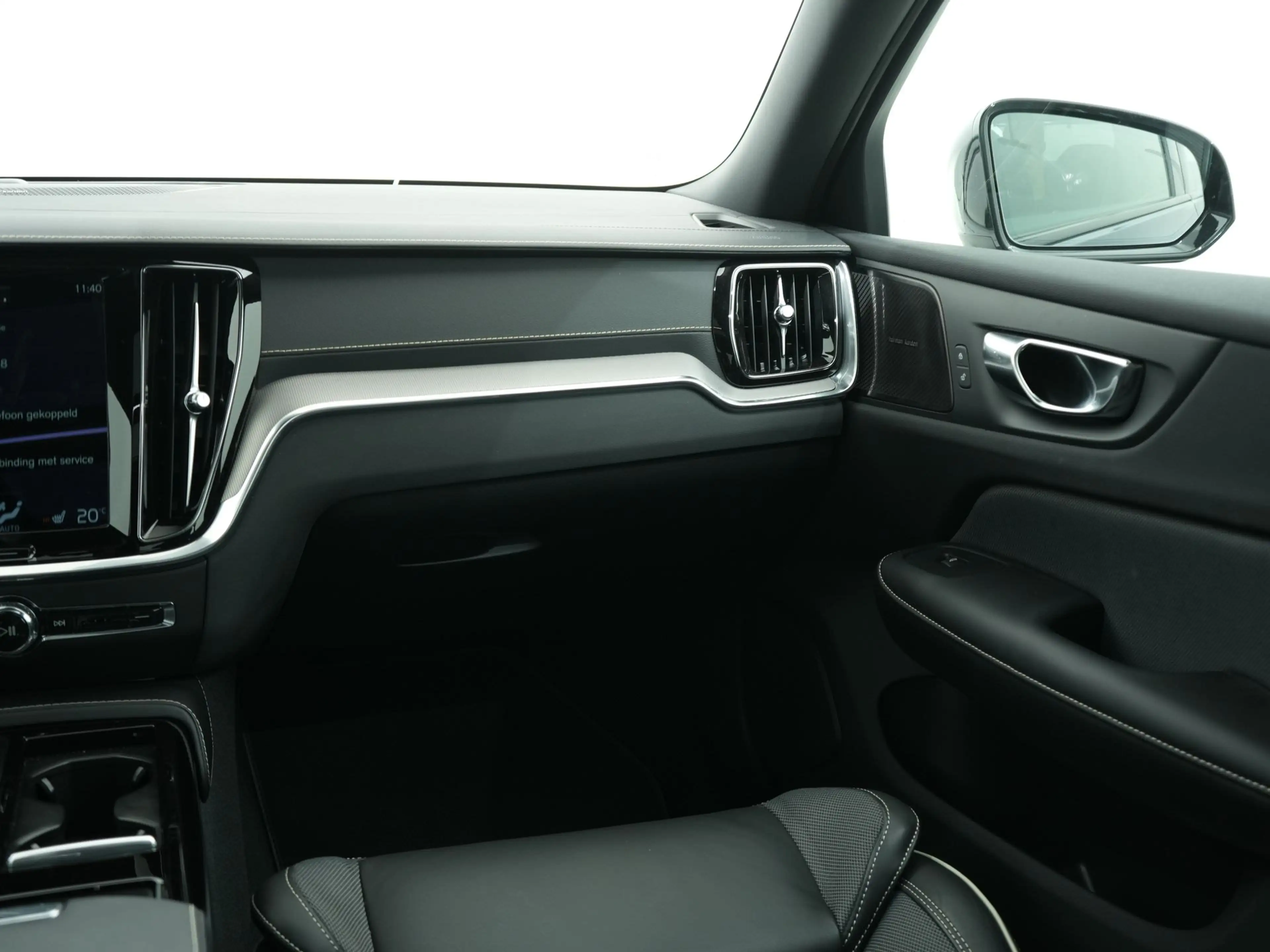 Volvo S60 2.0 RECHARGE T6 350PK AWD R-DESIGN AUT8 | Panorama — photo 15
