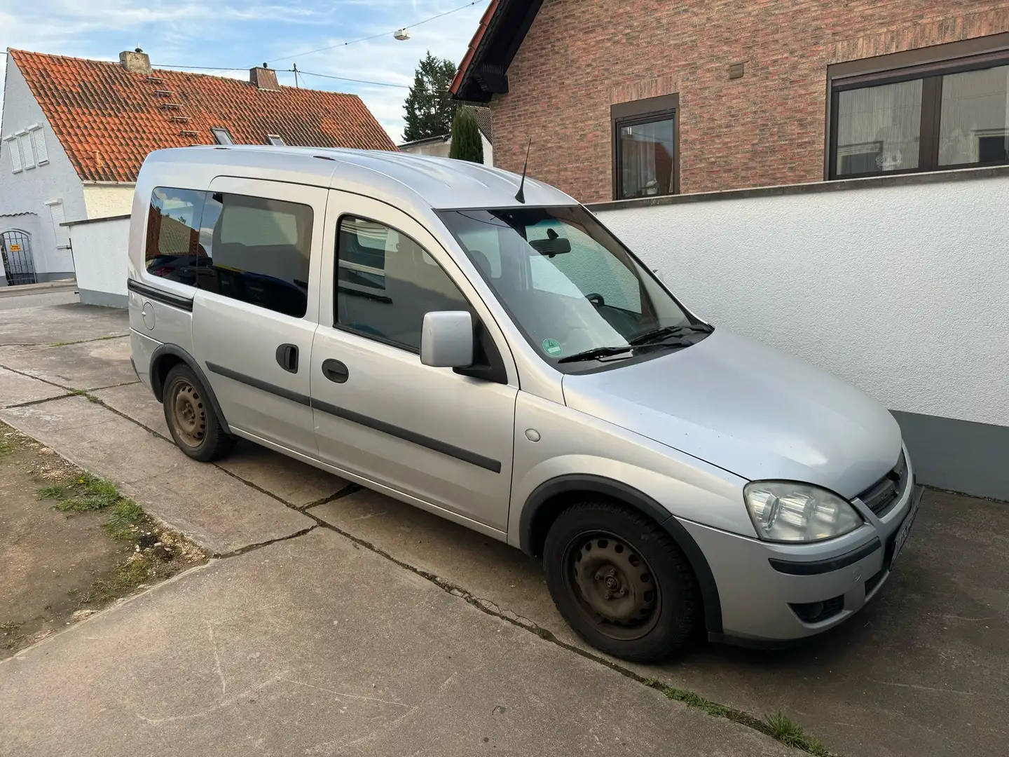 Opel Combo 1.4 Twinport Edition Silber - 1