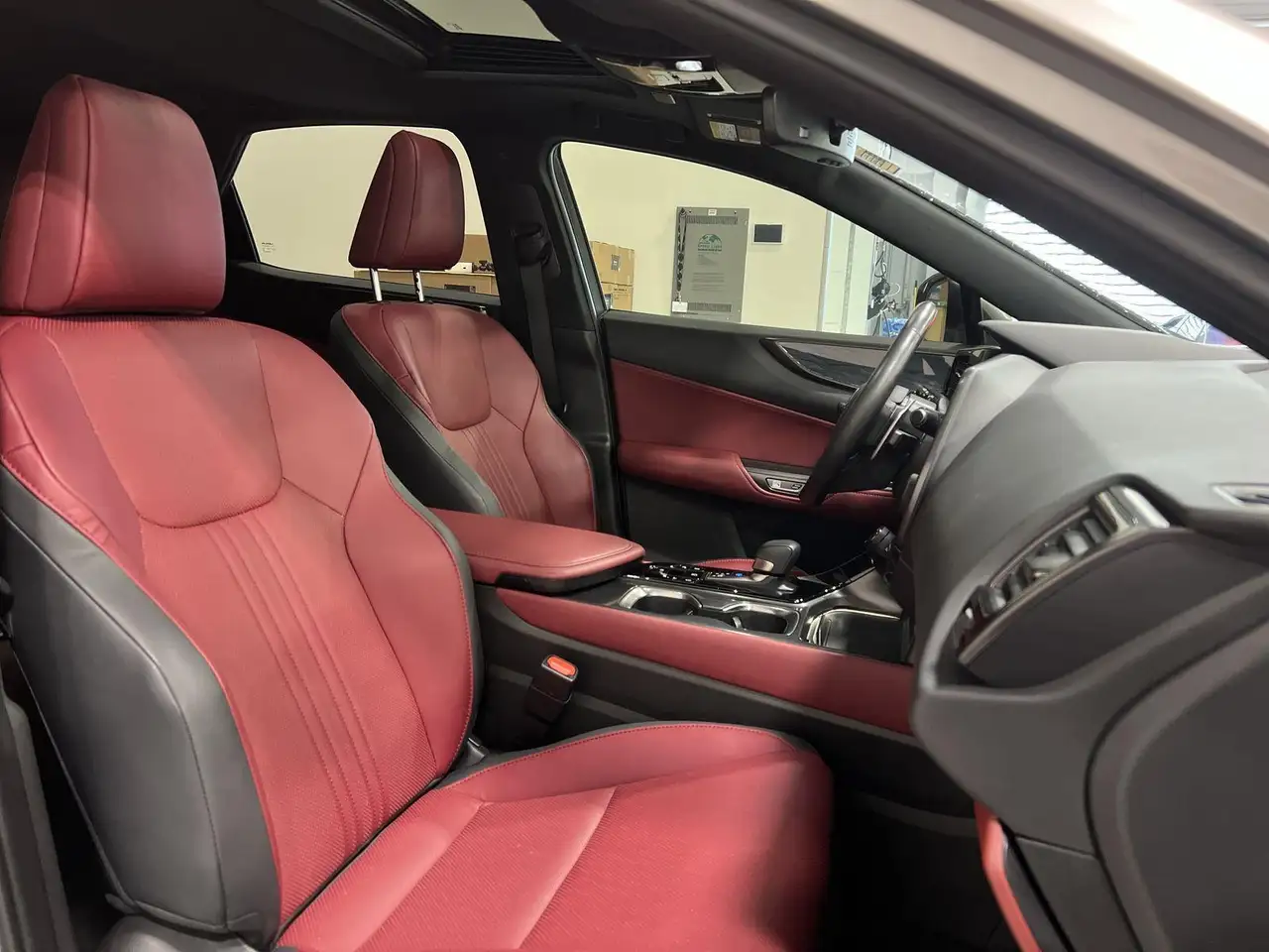 Lexus NX снимка Lexus NX