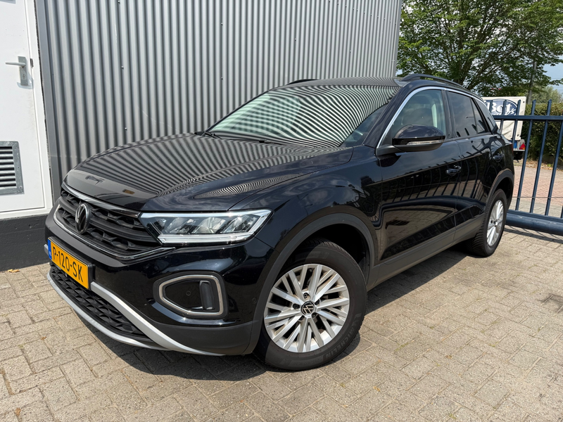 Volkswagen T-Roc 1.5 TSI Life / AUTOMAAT / NAVIGATIE / CAMERA / CRU — photo 2