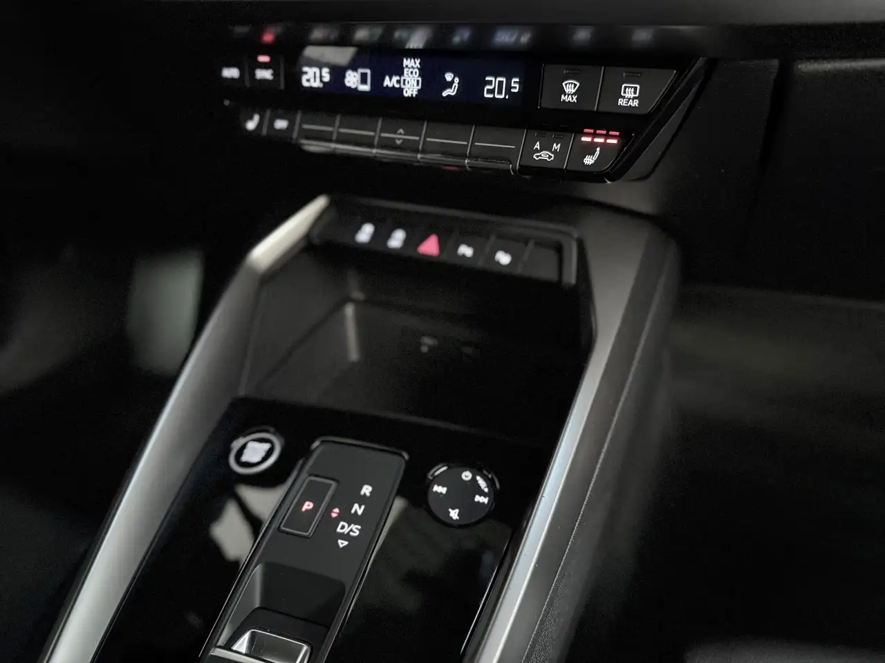 Audi A3 30 TFSI look S line S tronic CUIR CARPLAY, миниатюра 15