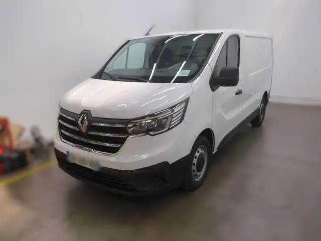 2023 Renault Trafic in White for sale