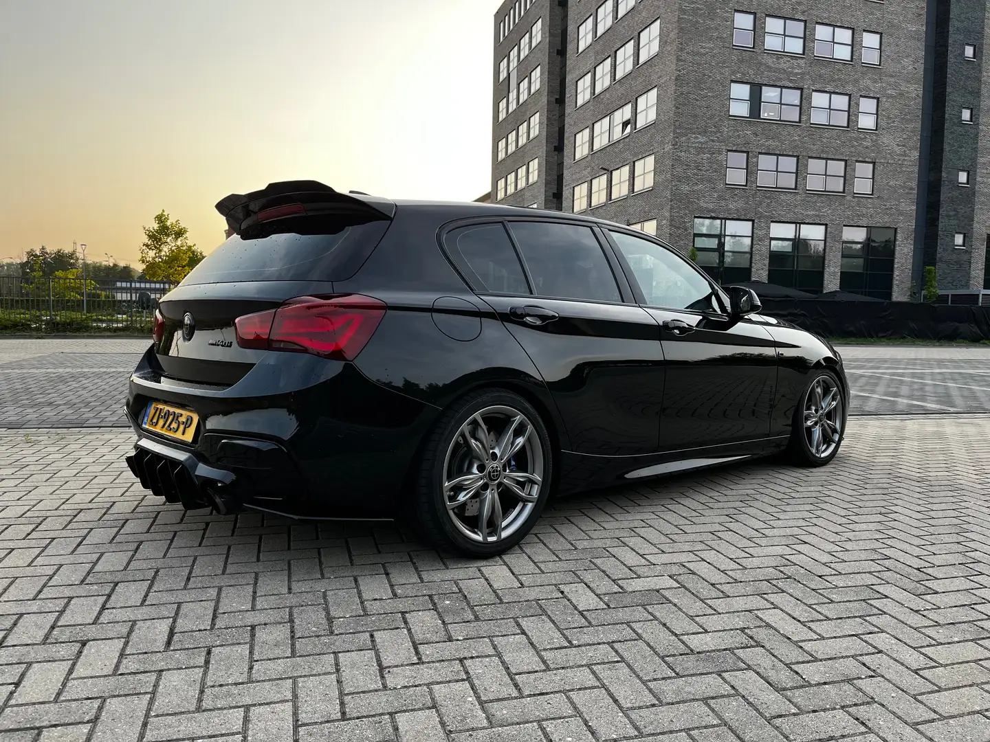 BMW 140 M140i Noir - 2