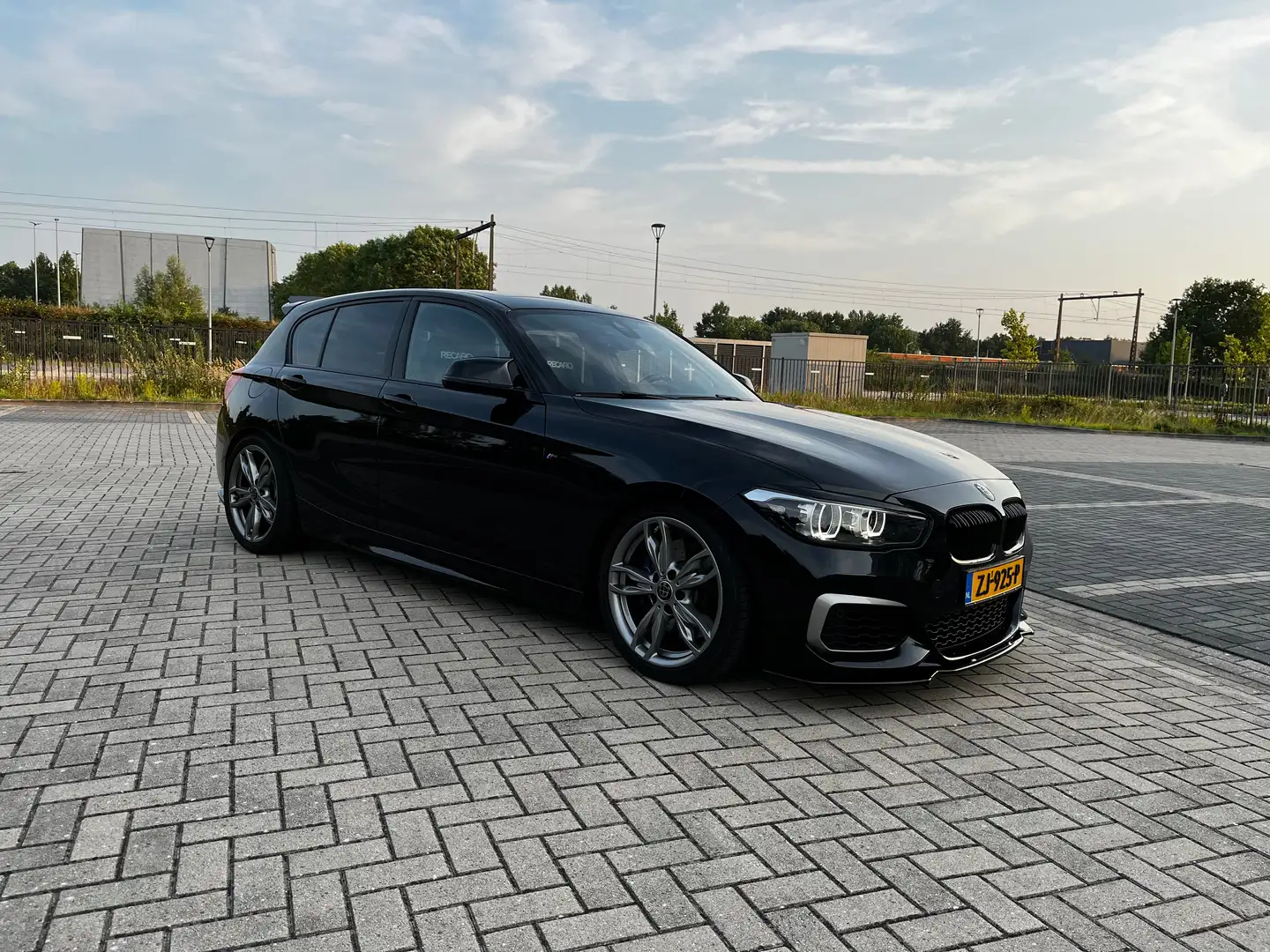 BMW 140 M140i Noir - 1