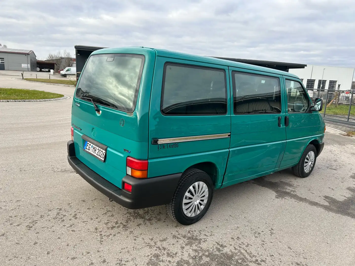Volkswagen T4 Caravelle 2.5 TDI *TÜV 12/26*KLIMA*CARAVELLE* Verde - 2