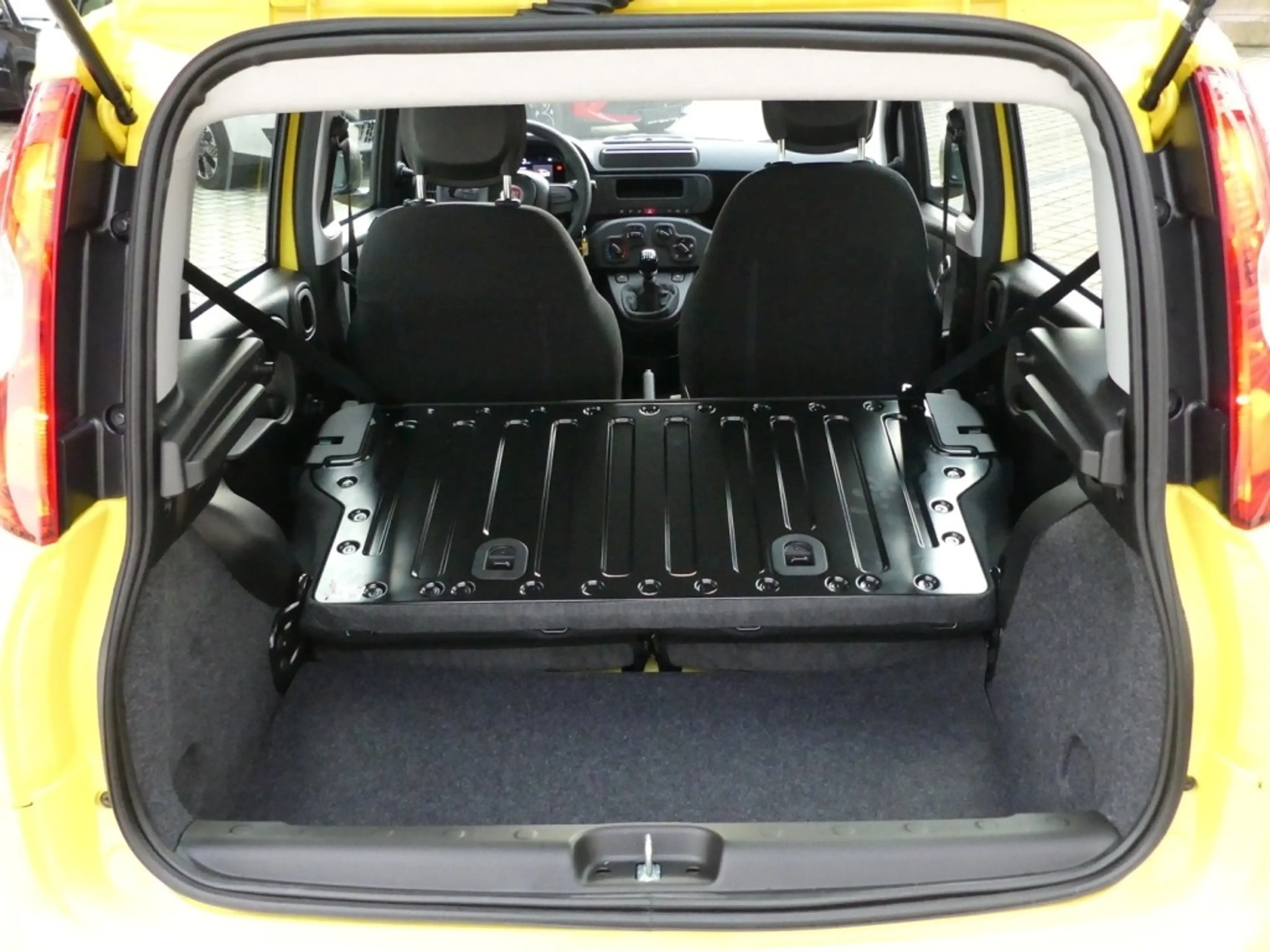Fiat New Panda PANDA POP HYBRID 1.0 GSE 65PS PDC — photo 21
