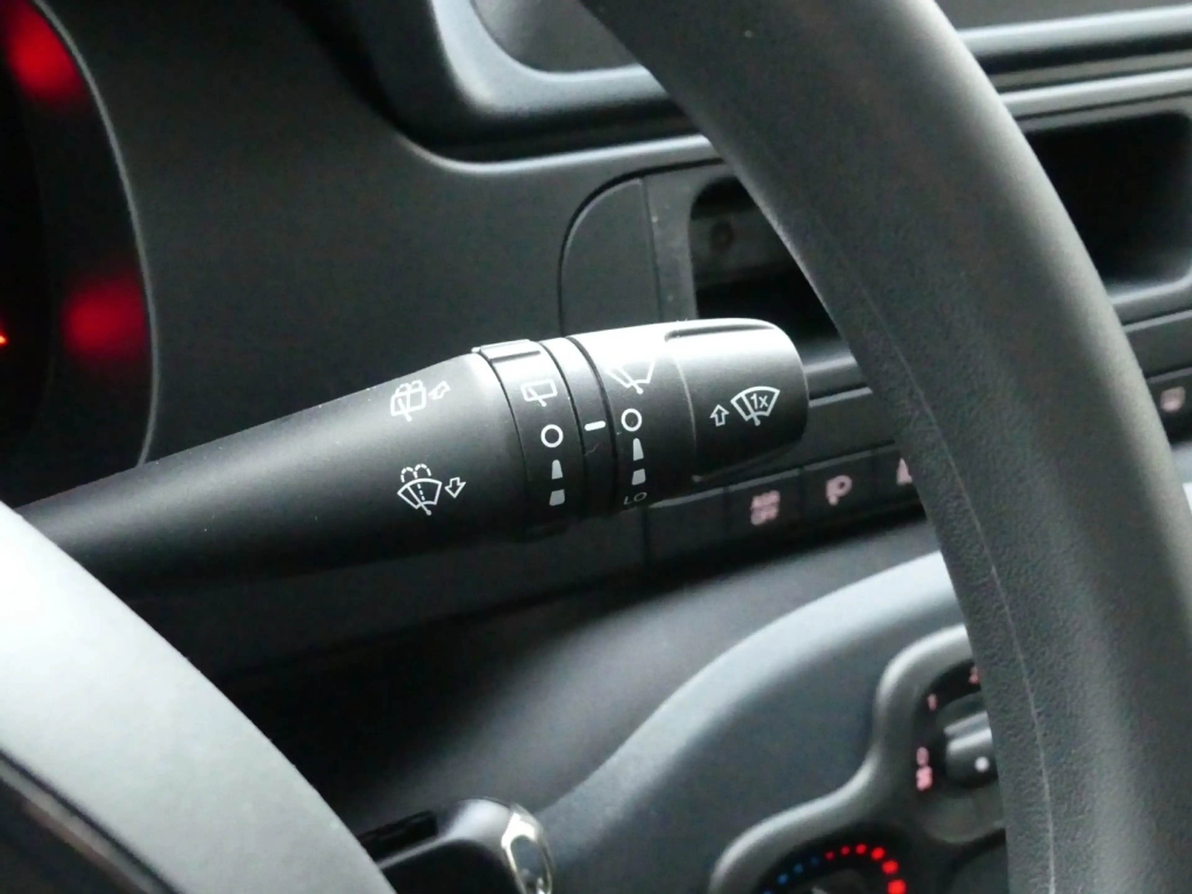 Fiat New Panda PANDA POP HYBRID 1.0 GSE 65PS PDC — photo 16