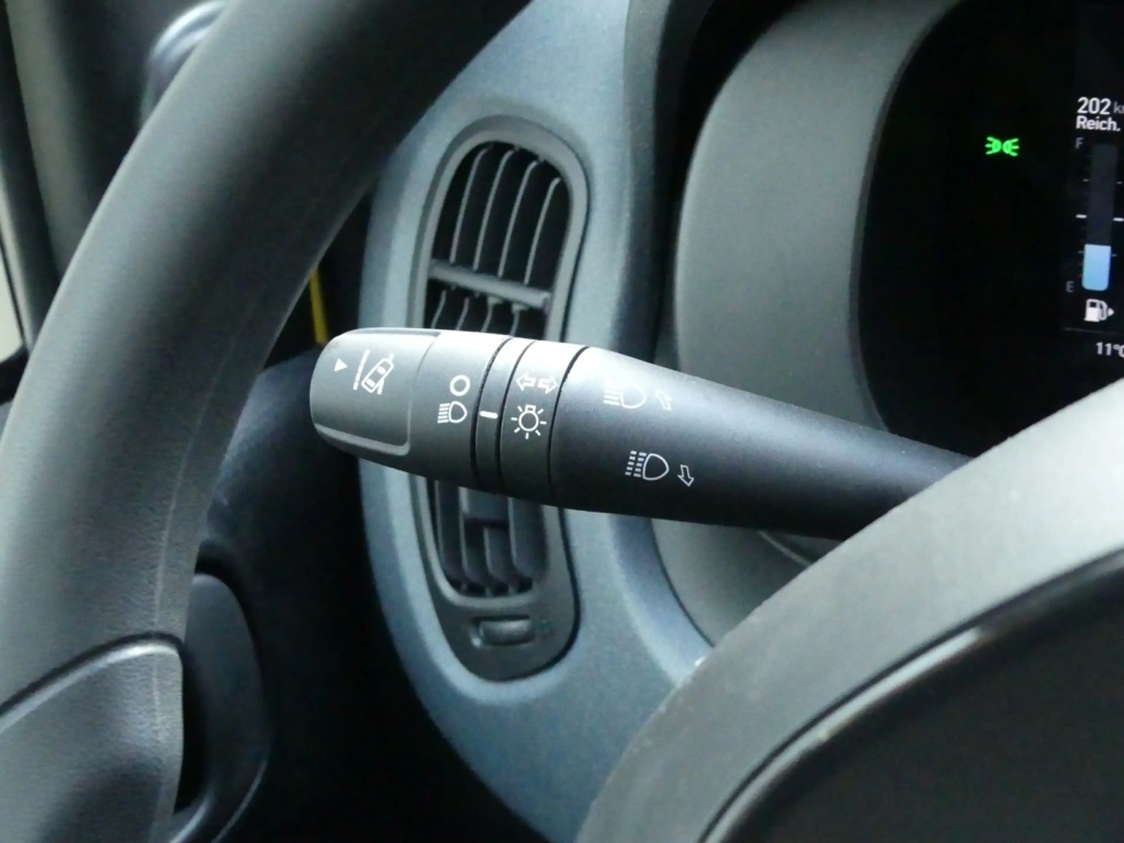 Fiat New Panda PANDA POP HYBRID 1.0 GSE 65PS PDC — photo 15