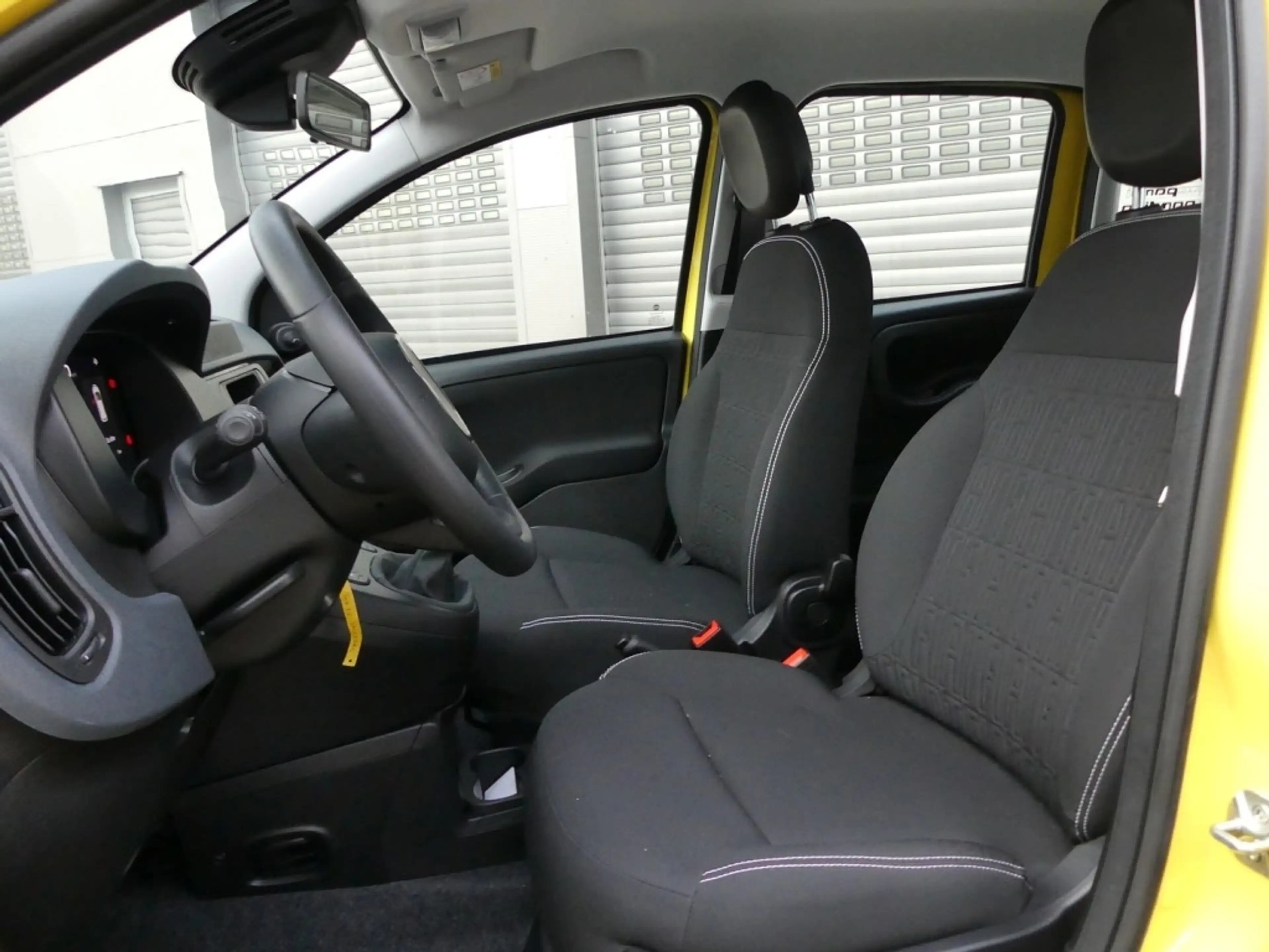 Fiat New Panda PANDA POP HYBRID 1.0 GSE 65PS PDC — photo 10