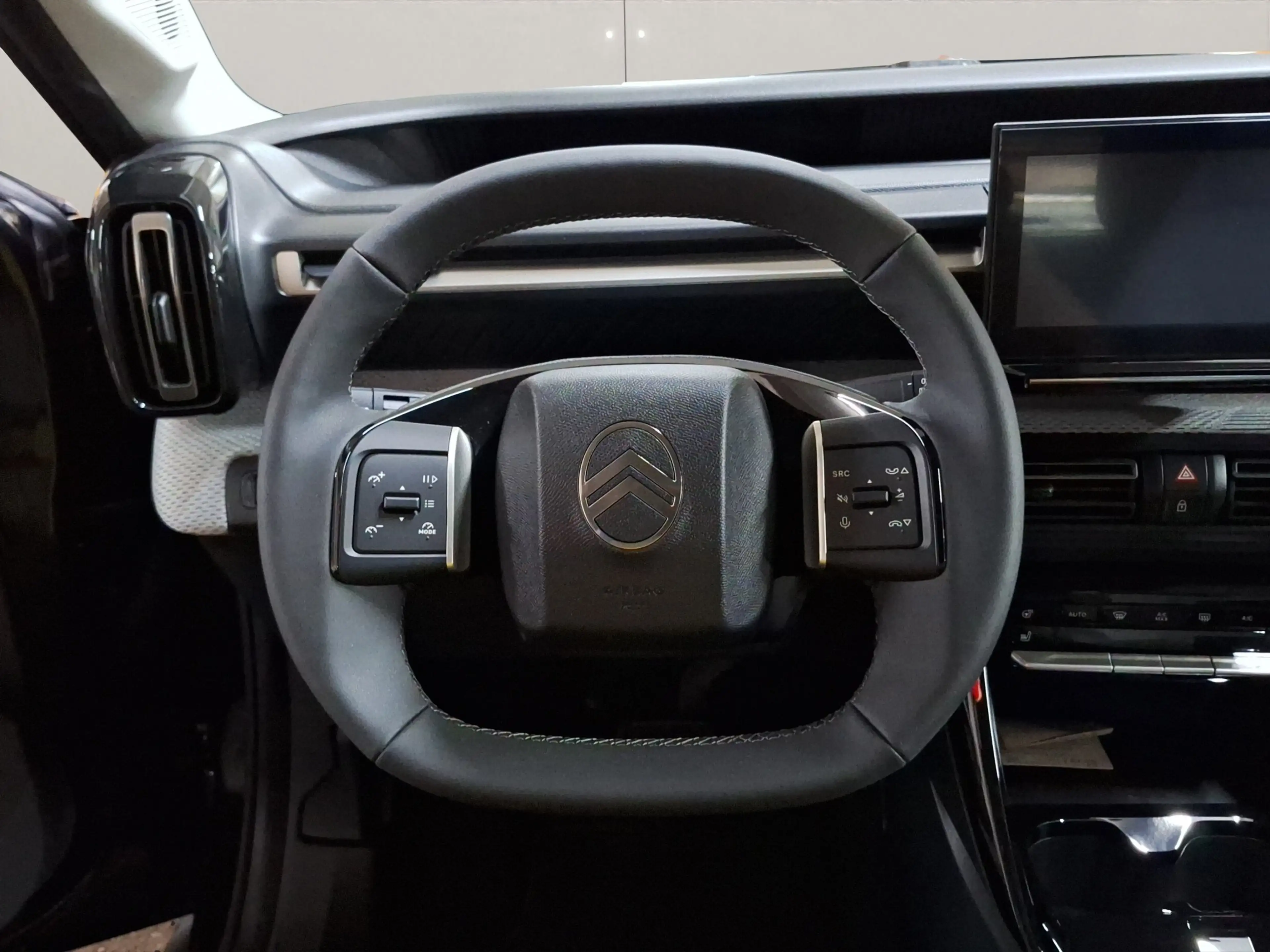 Citroen C3 Aircross 1.2 Hybrid MAX LED+Navi+SHZ+Winterp. — photo 10
