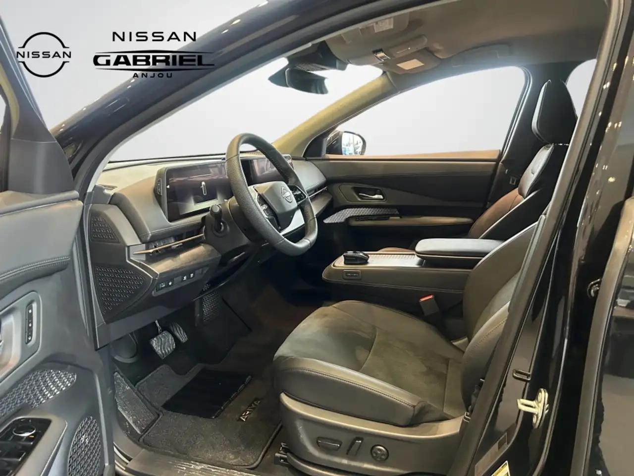 Nissan Ariya снимка Nissan Ariya