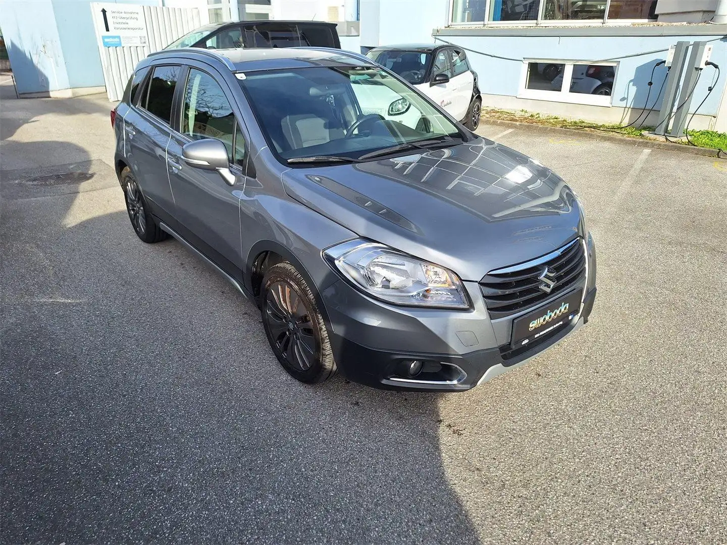 Suzuki SX4 S-Cross 1,6 DDiS Allgrip shine Grijs - 2