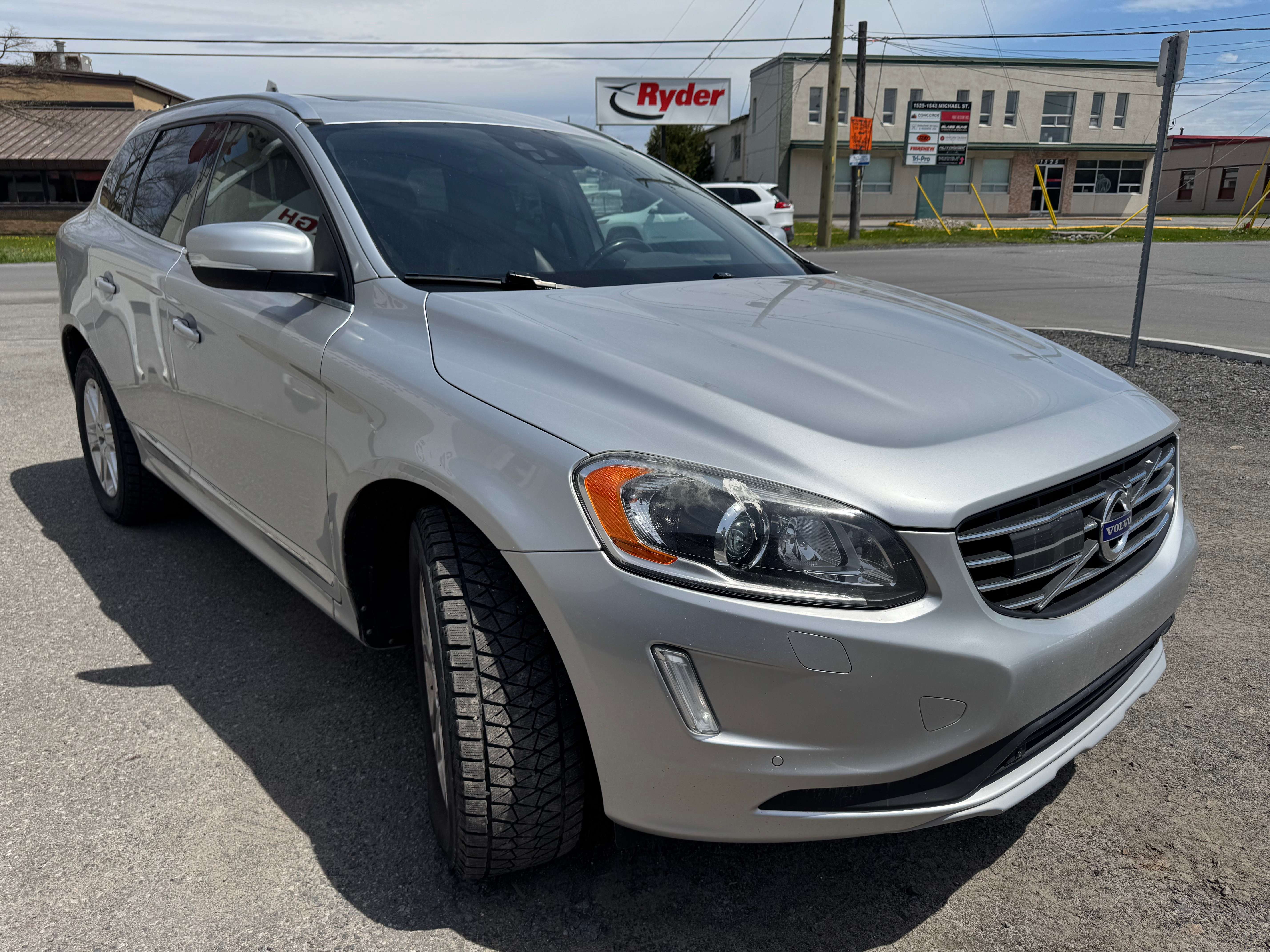 2017 Volvo XC60 99KM/NOACCIDENT/NAVI/BLINDSPOT/SAFETY+12M WRTY alt 2