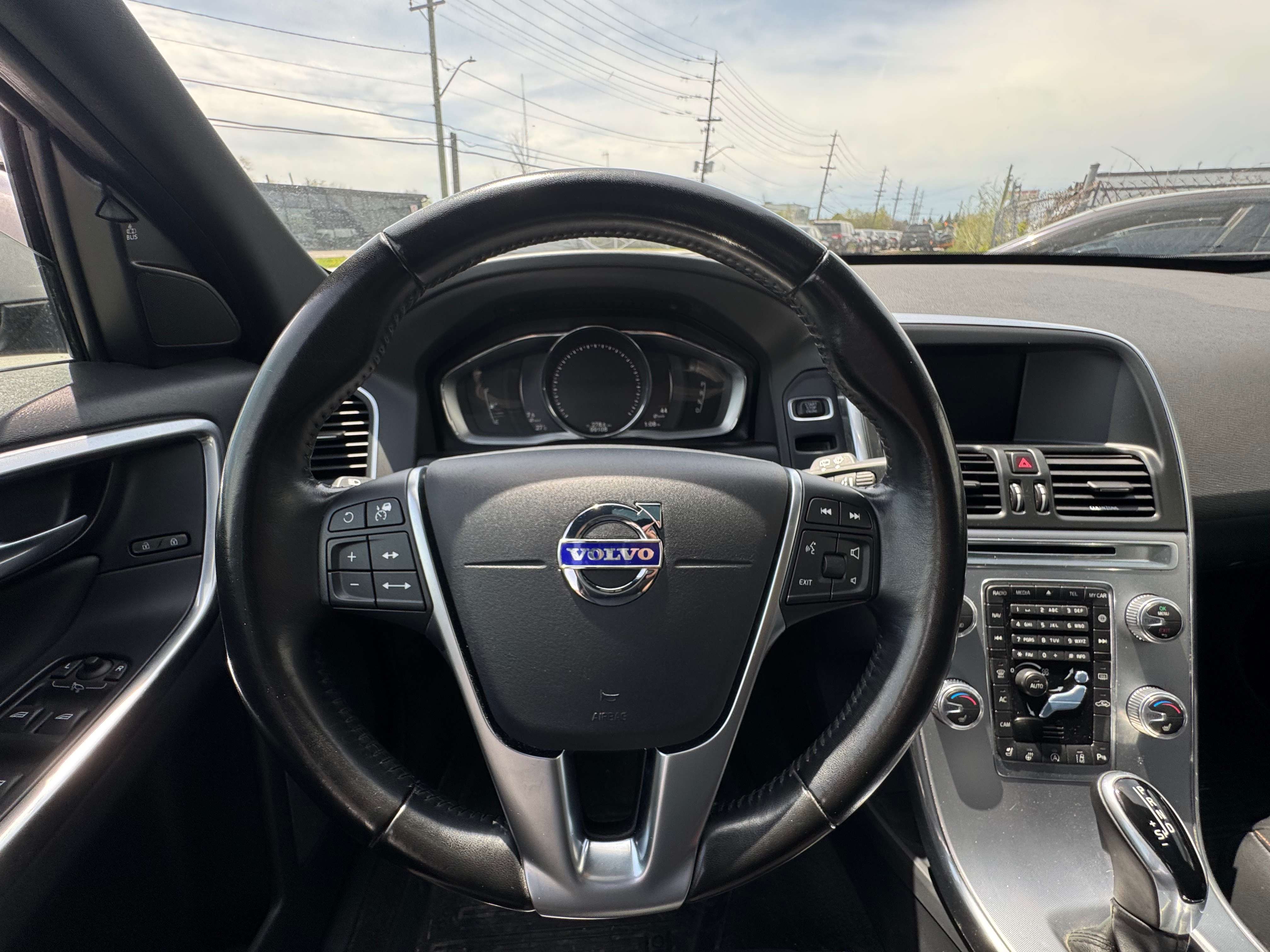 2017 Volvo XC60 99KM/NOACCIDENT/NAVI/BLINDSPOT/SAFETY+12M WRTY thumb 8