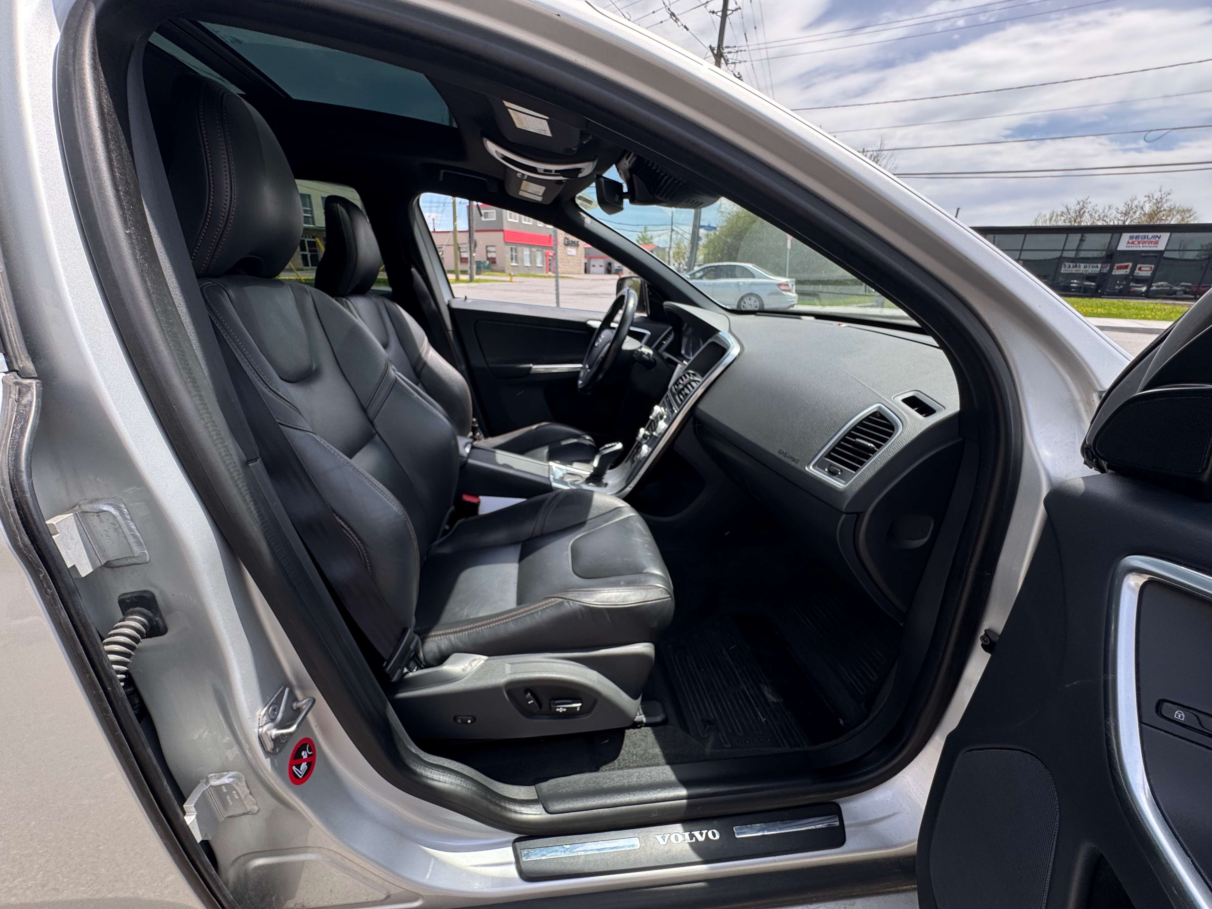 2017 Volvo XC60 99KM/NOACCIDENT/NAVI/BLINDSPOT/SAFETY+12M WRTY thumb 30