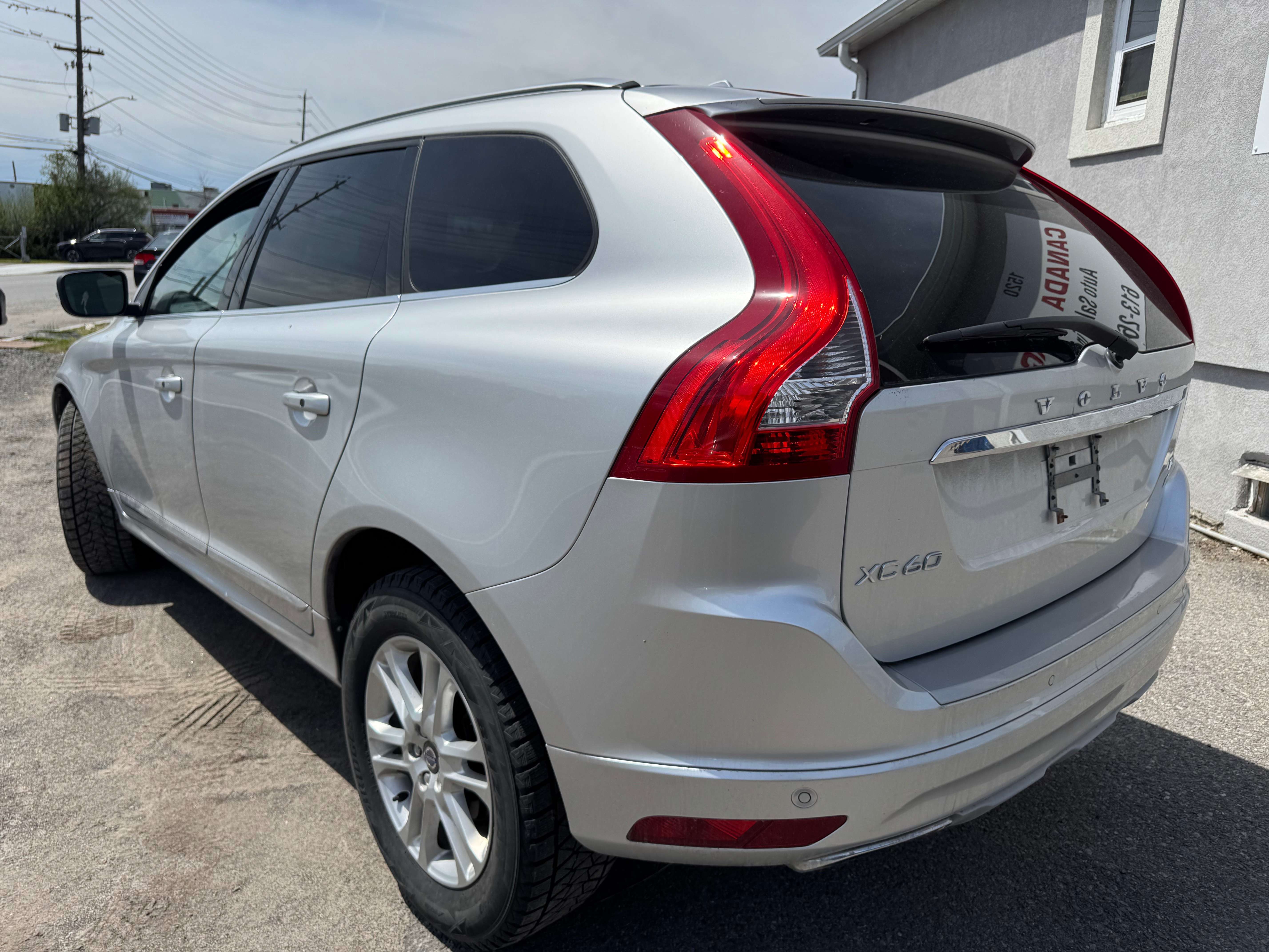 2017 Volvo XC60 99KM/NOACCIDENT/NAVI/BLINDSPOT/SAFETY+12M WRTY alt 4