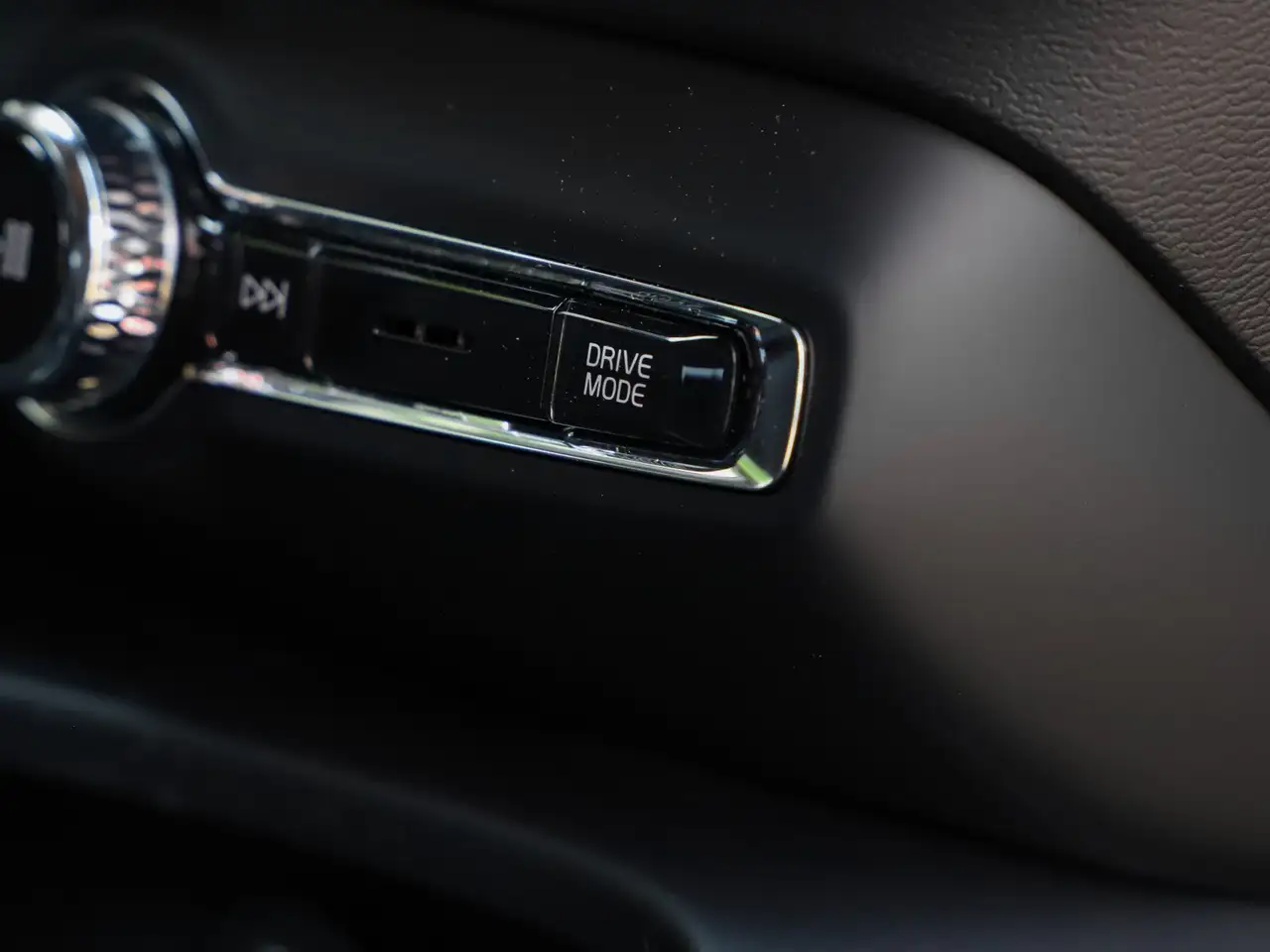 Volvo XC40 — photo 9 sur 17