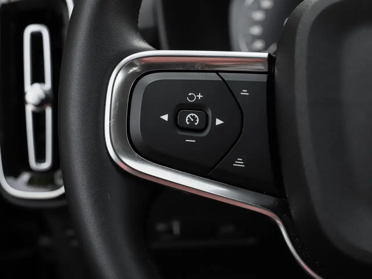 Volvo XC40 — photo 14 sur 17