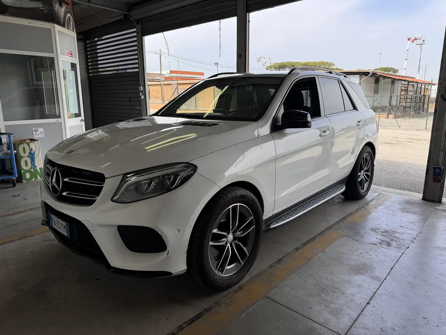 Mercedes-Benz GLE 350 d Premium Plus 4matic auto - 2