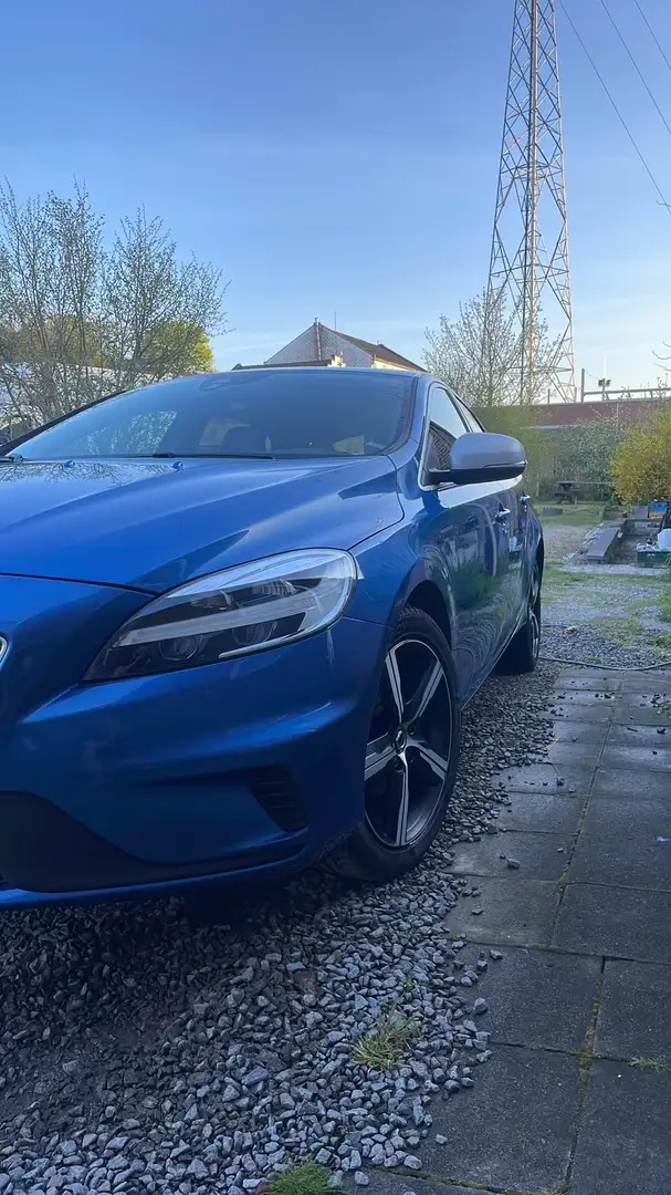 Volvo V40 2.0 D2 Eco R-Design Blauw - 2