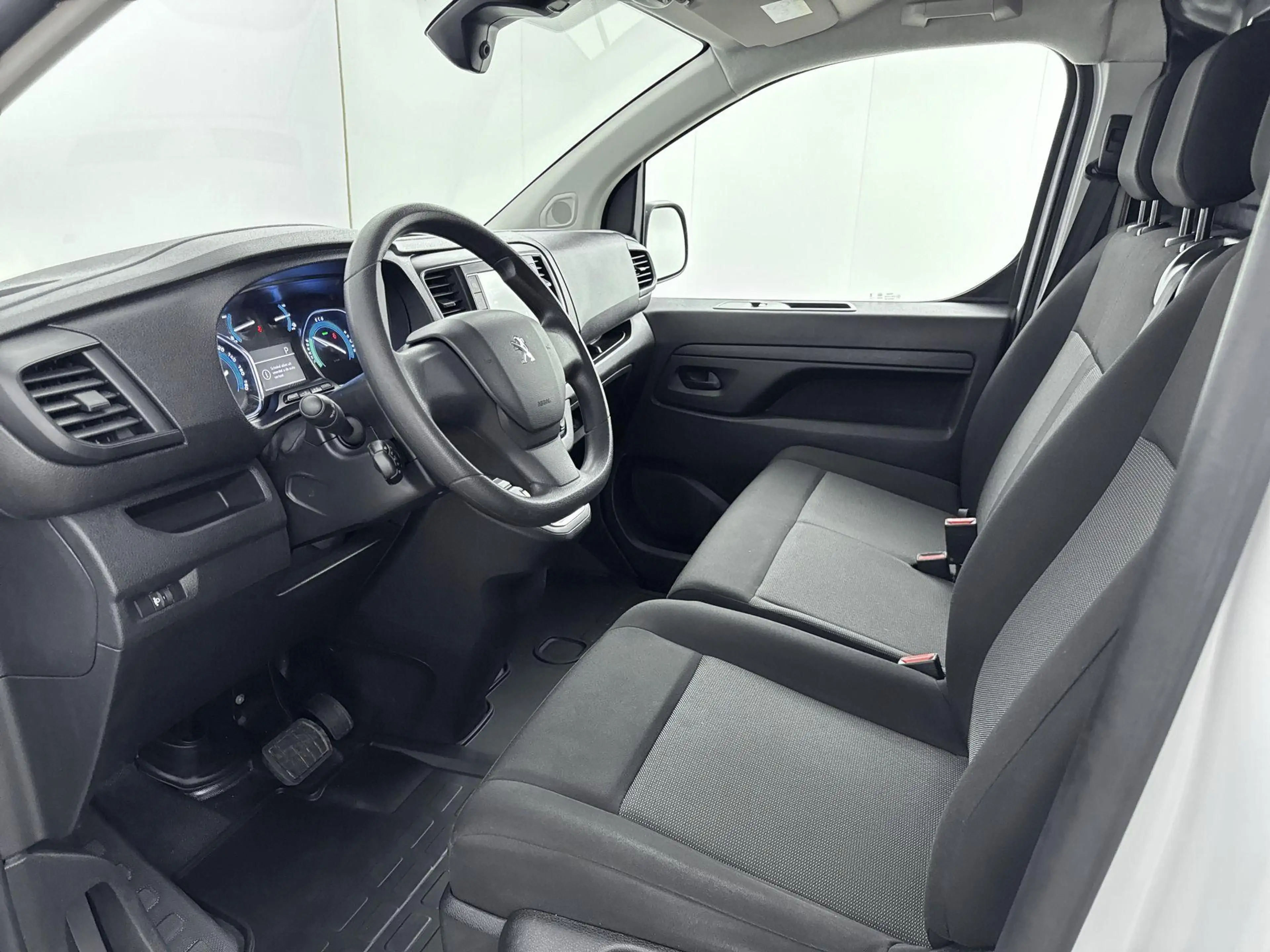 Peugeot e-Expert EV L2 75 kWh | Airco | CarPlay | 3-Zits | Cruise C — photo 6
