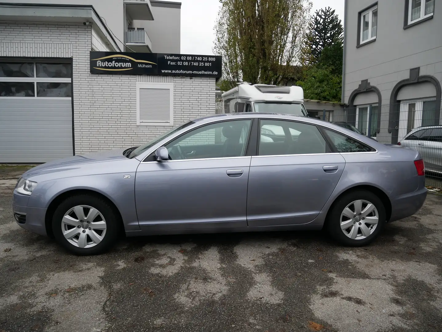 Audi A6 3.0 TDI quattro (165kW) Aut. Bi-Xenon Navi DSP ZV Grau - 2