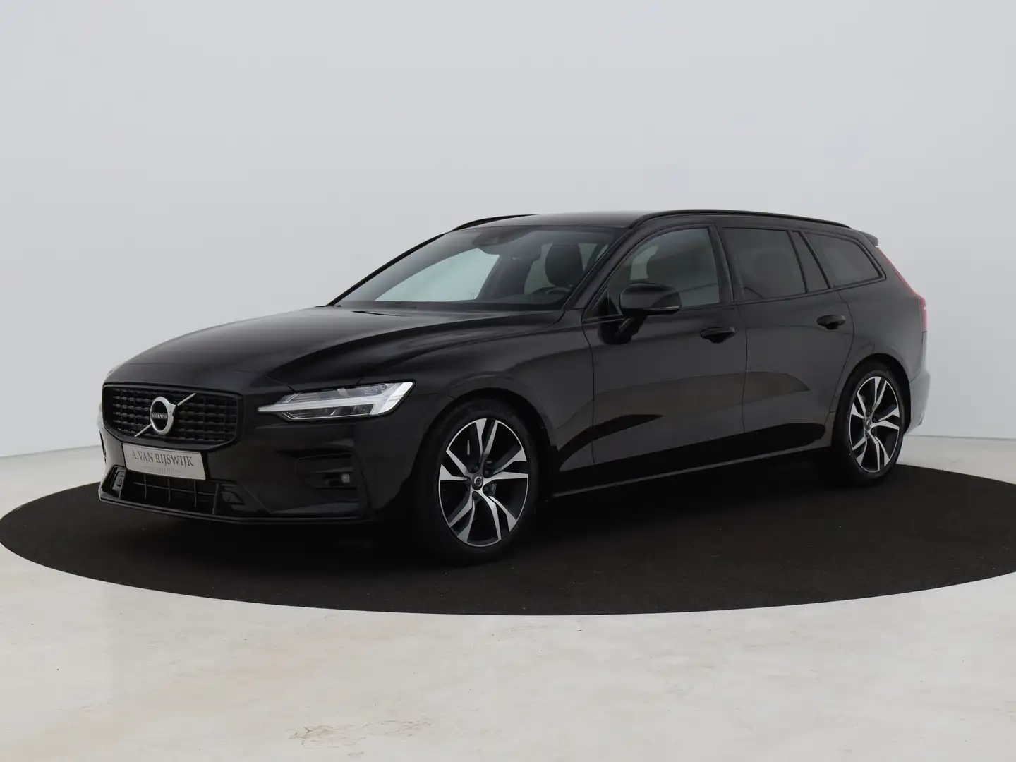 Volvo V60 2.0 B3 R-Design | CAMERA | ADAPTIVE | KEYLESS | ST Noir - 1