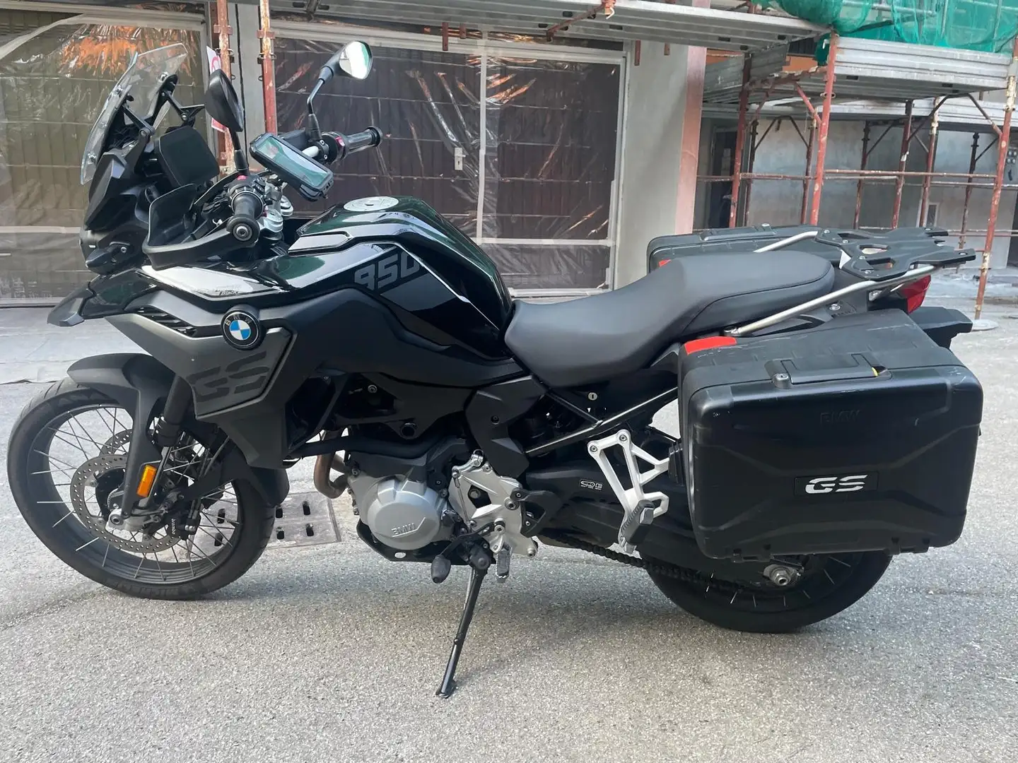 BMW F 850 GS active - 1