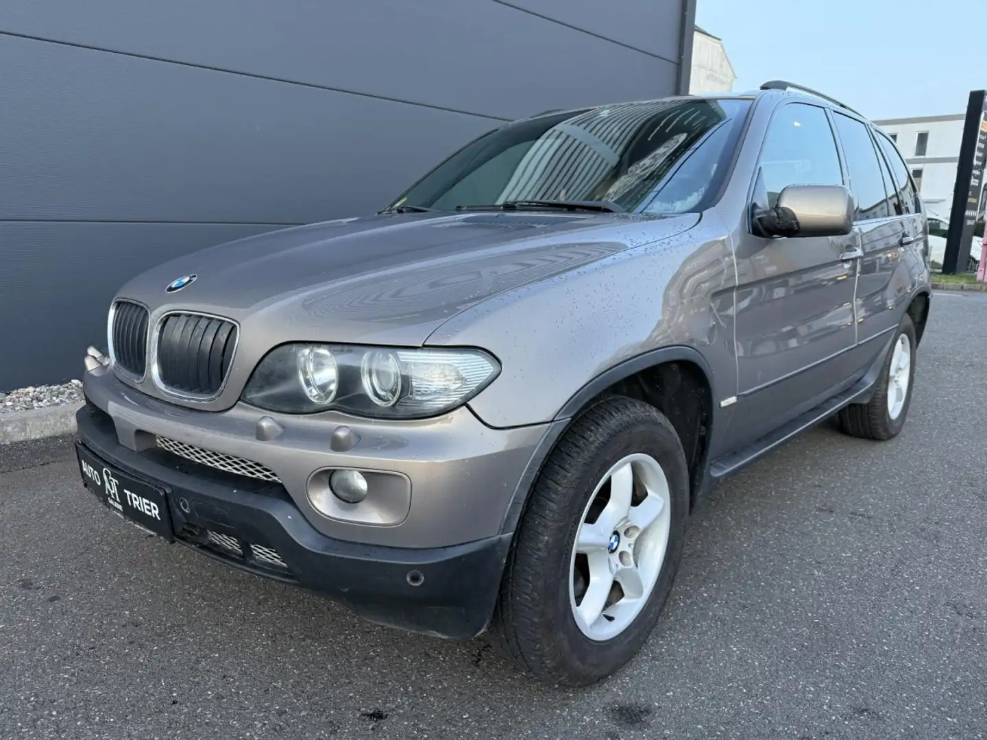 BMW X5 3.0 PDC AHK NAVI LEDER MFL SHZ TOP Klima Xenon Beige - 2