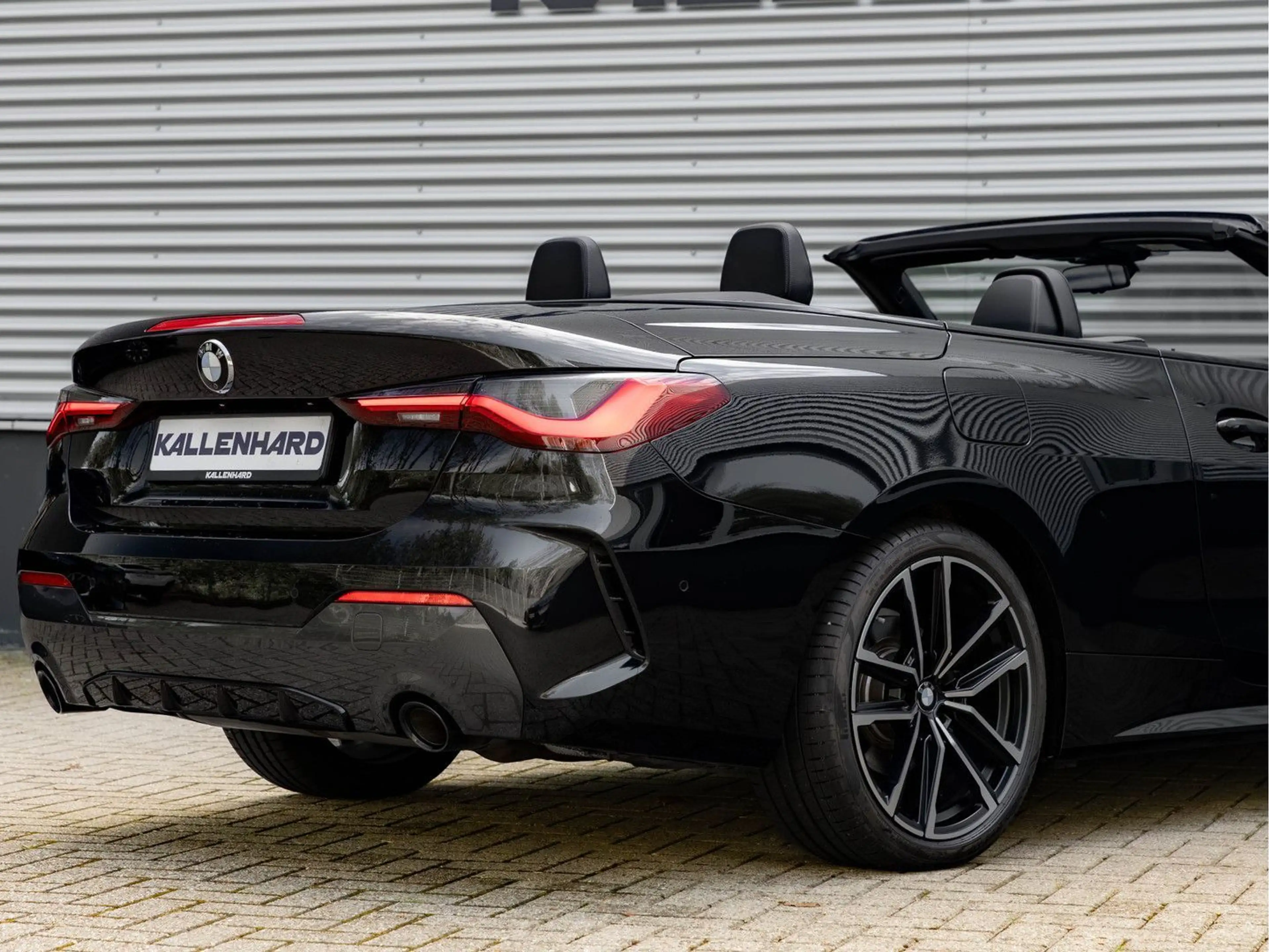 BMW 420 4-serie Cabrio 420i M-Sport - Driving Ass Pr — photo 13