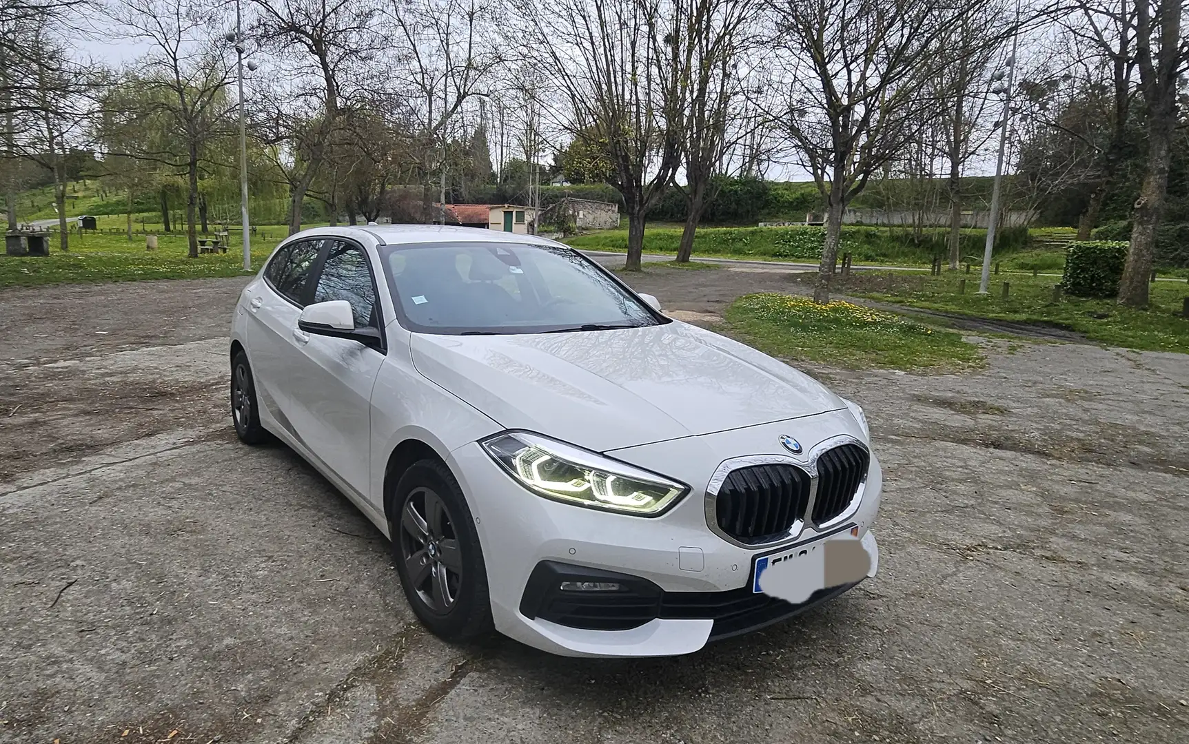 BMW 116 116d 116 ch Lounge Blanc - 1