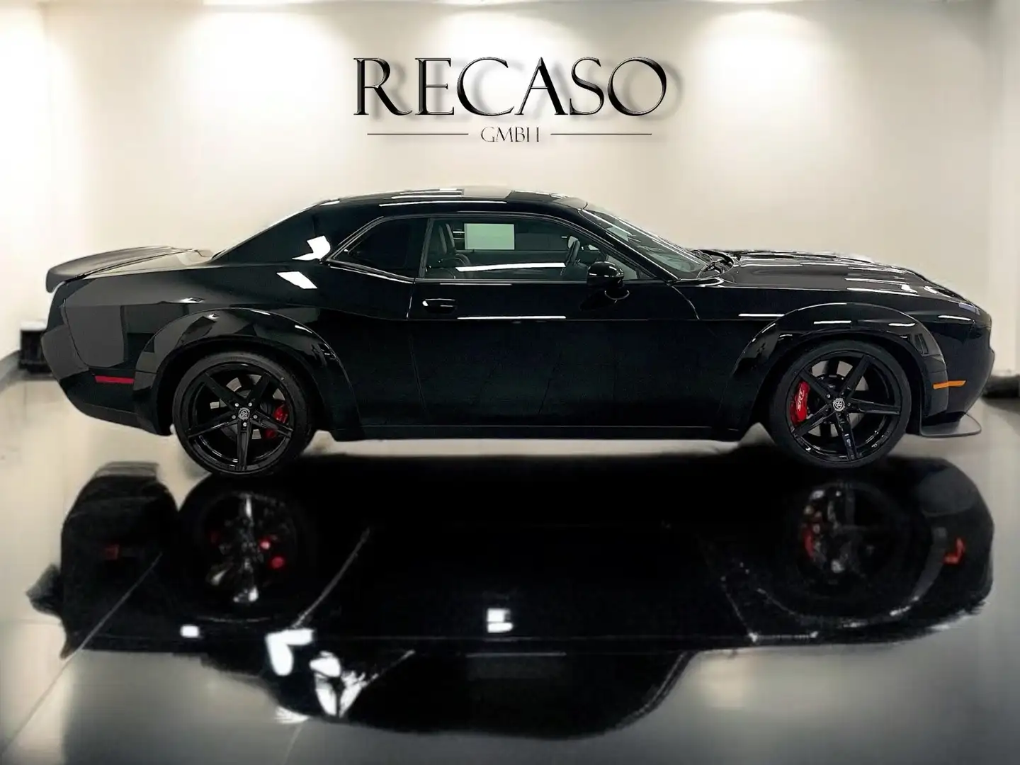 Dodge Challenger SRT HELLCAT REDEYE Schwarz - 2