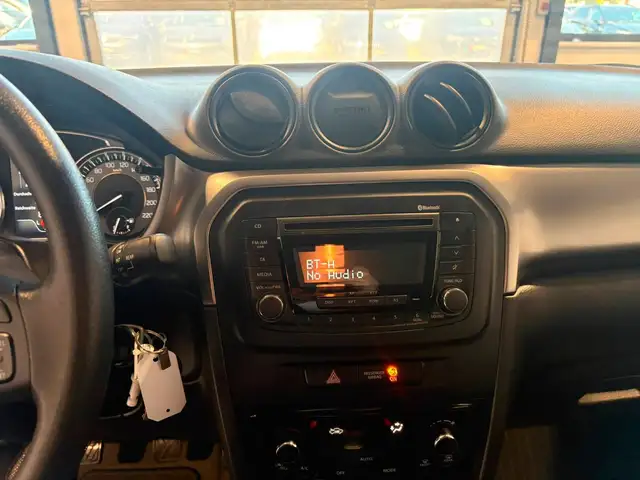 Suzuki Vitara view 11