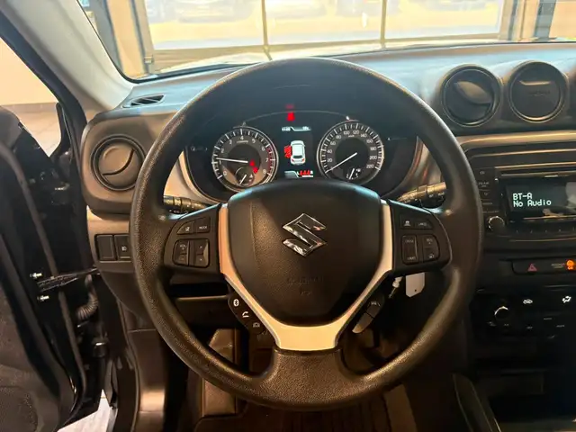 Suzuki Vitara view 10