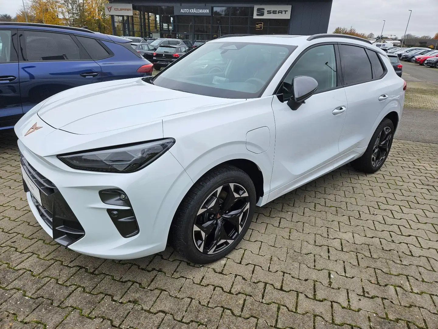 CUPRA Terramar VZ 1.5 e-Hybrid*AHK*Sennheiser* Weiß - 1