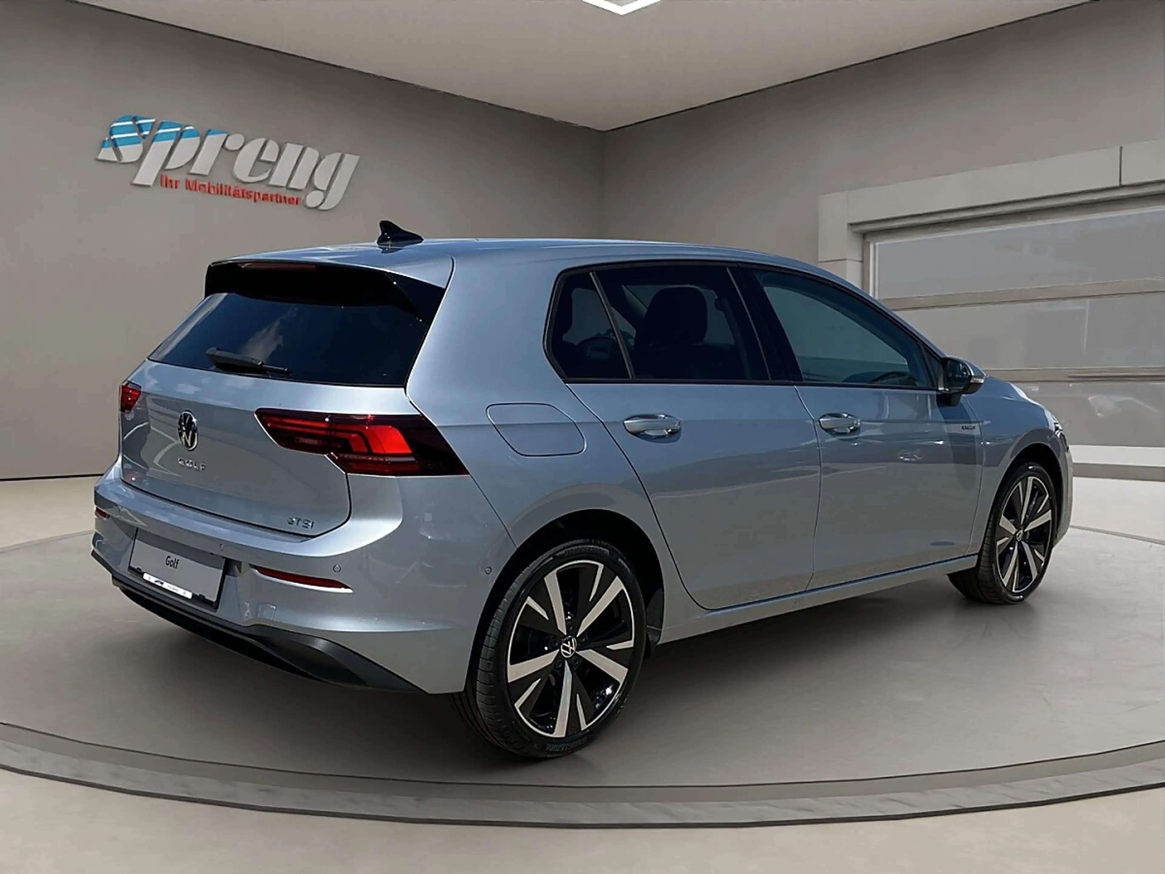 Volkswagen Golf R abbit mHEV DSG — photo 5