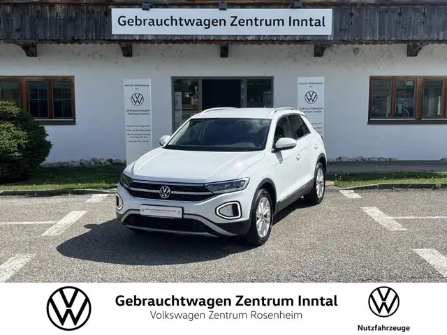 Volkswagen T-Roc 1,5 TSI Style (IQ.Light+Navi+Keyless)