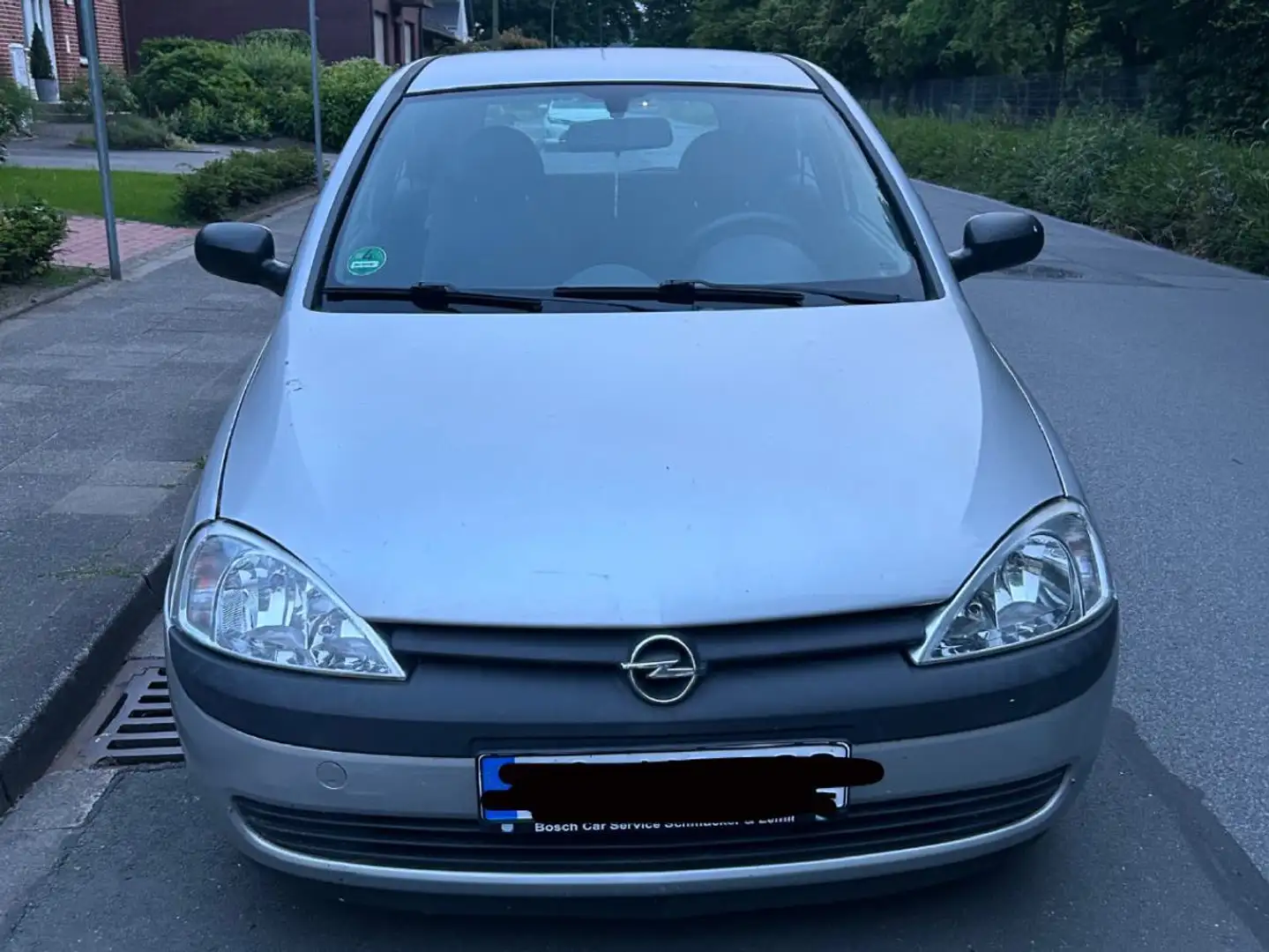 Opel Corsa 1.0 12V srebrna - 2