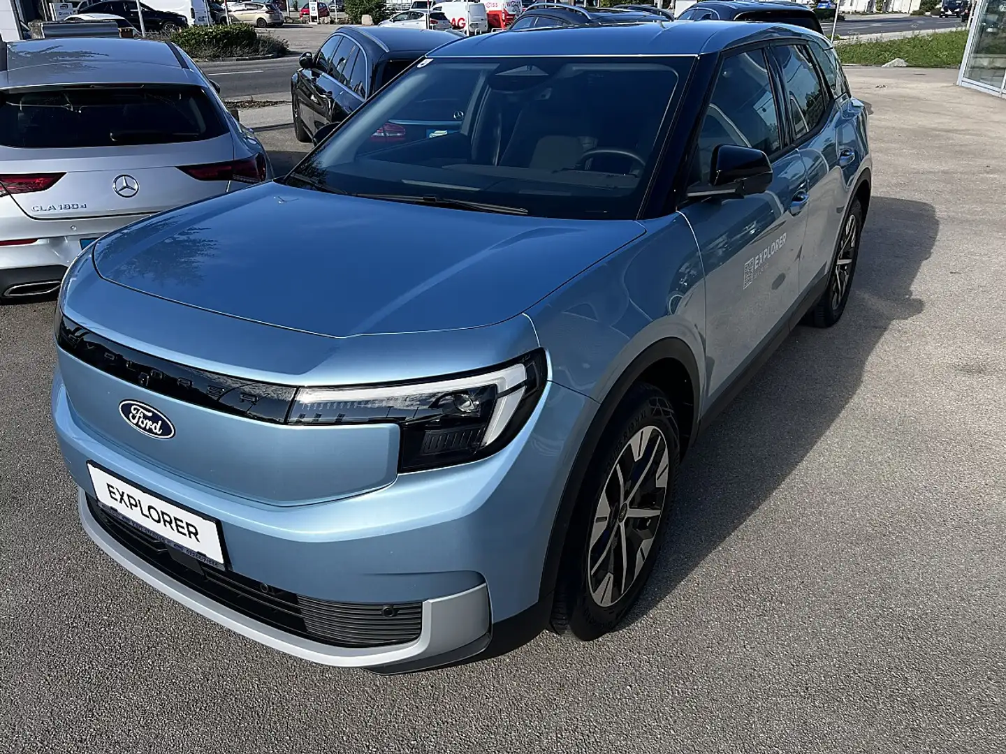 Ford Explorer Elektro 77kWh Select Blau - 2