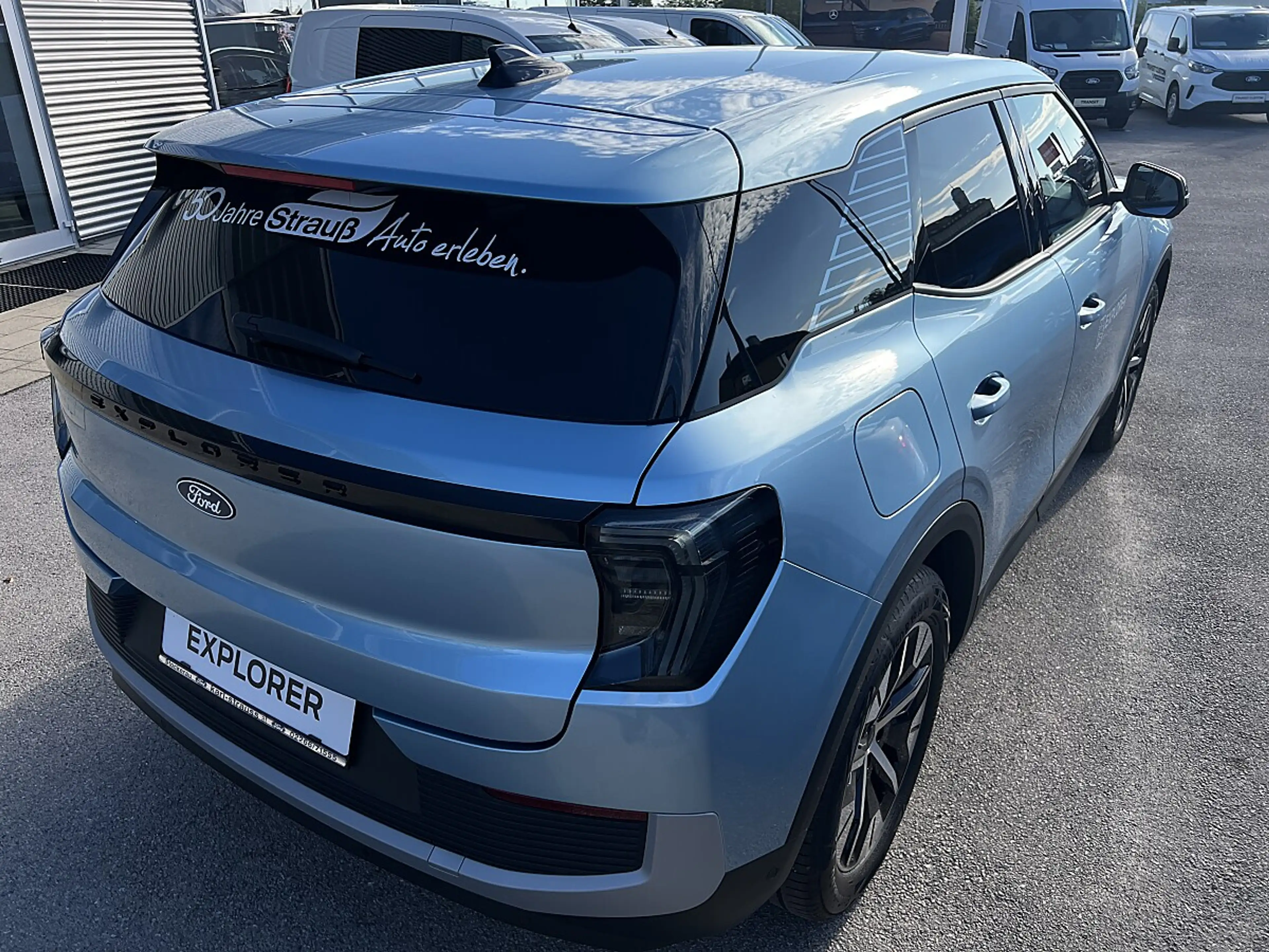 Ford Explorer Elektro 77kWh Select — photo 4