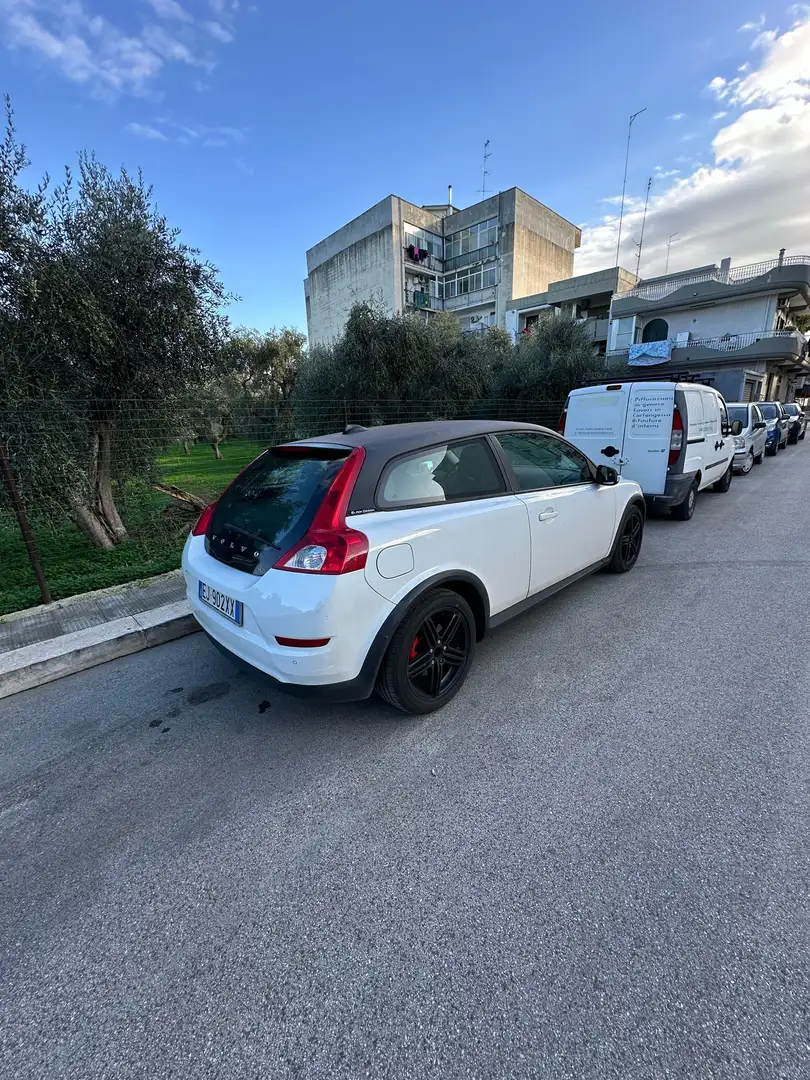 Volvo C30 1.6 d2 Kinetic 115cv White - 2