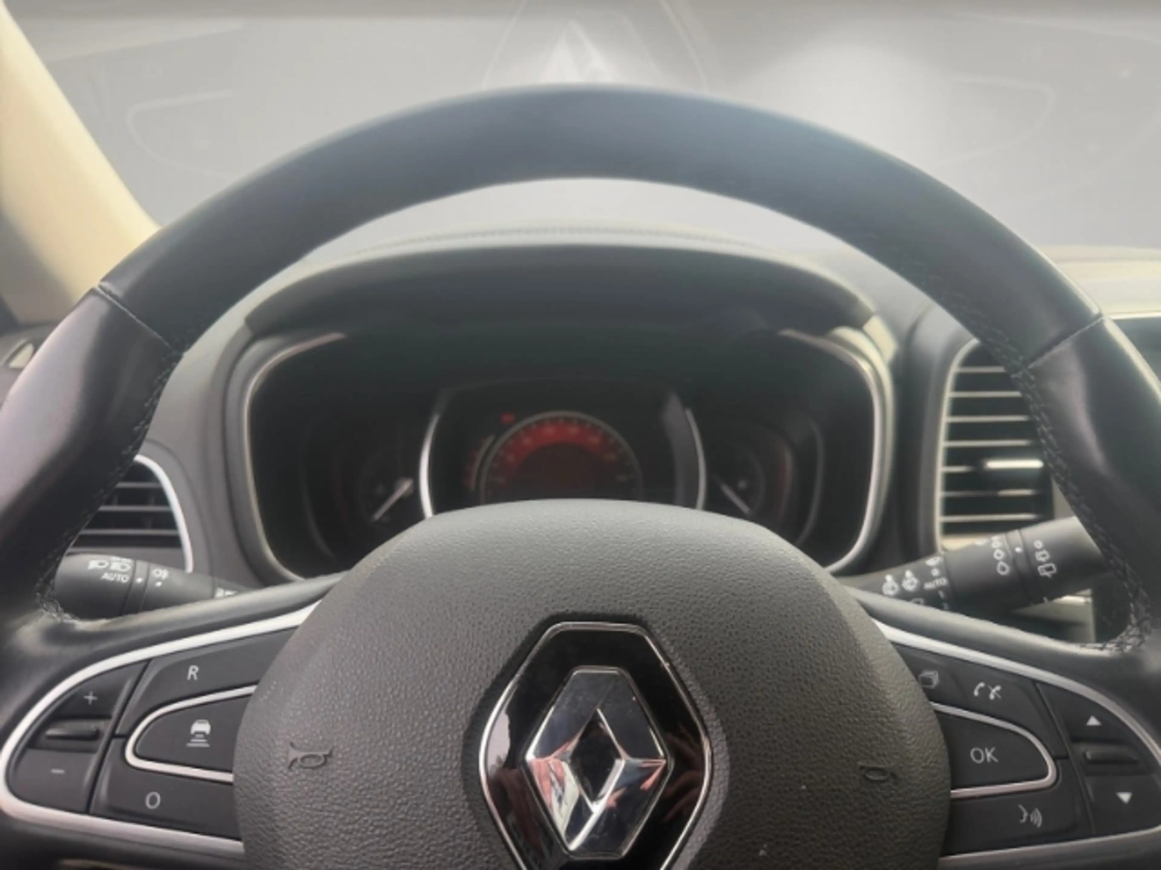 Renault Koleos Automatik Techno Navi Soundsystem LED Apple CarPla — photo 9