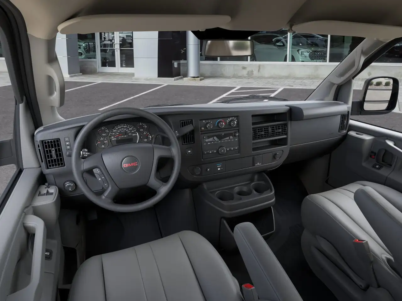 GMC Savana снимка GMC Savana
