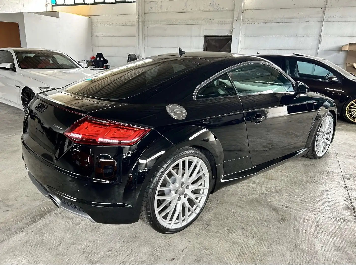Audi TT 2.0 TFSI 230cv quattro S-line Nero - 2