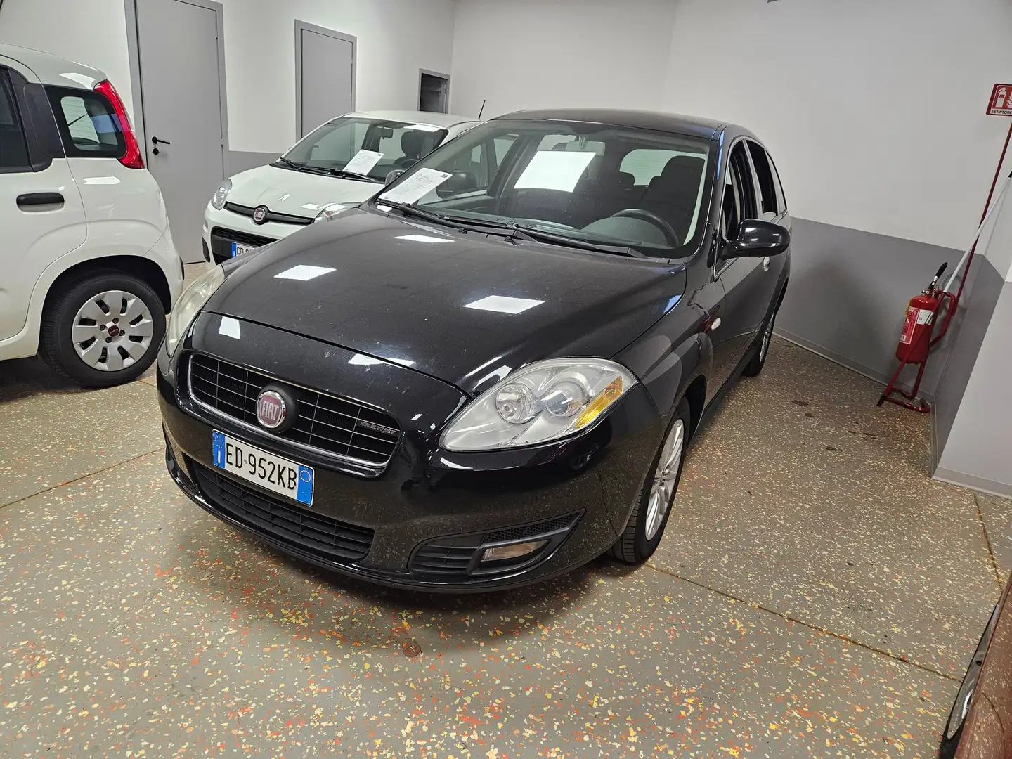 Fiat Croma Croma II 1.9 mjt 16v Must 150cv Чорний - 1