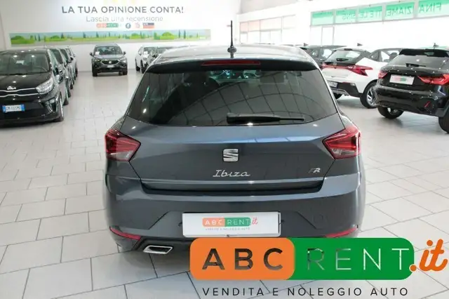 Seat Ibiza view 6