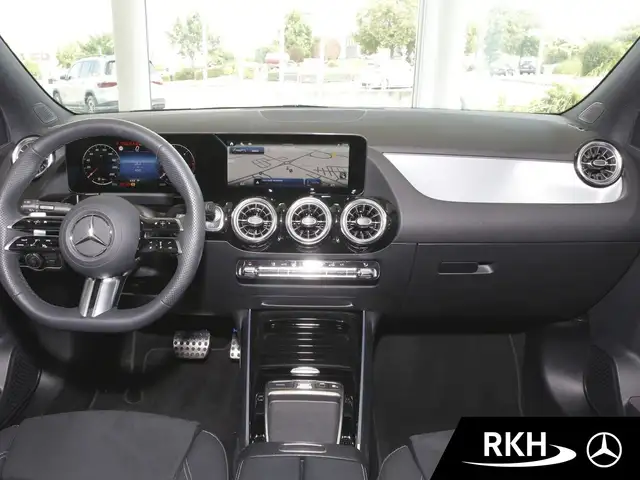 Mercedes-Benz Gla view 10